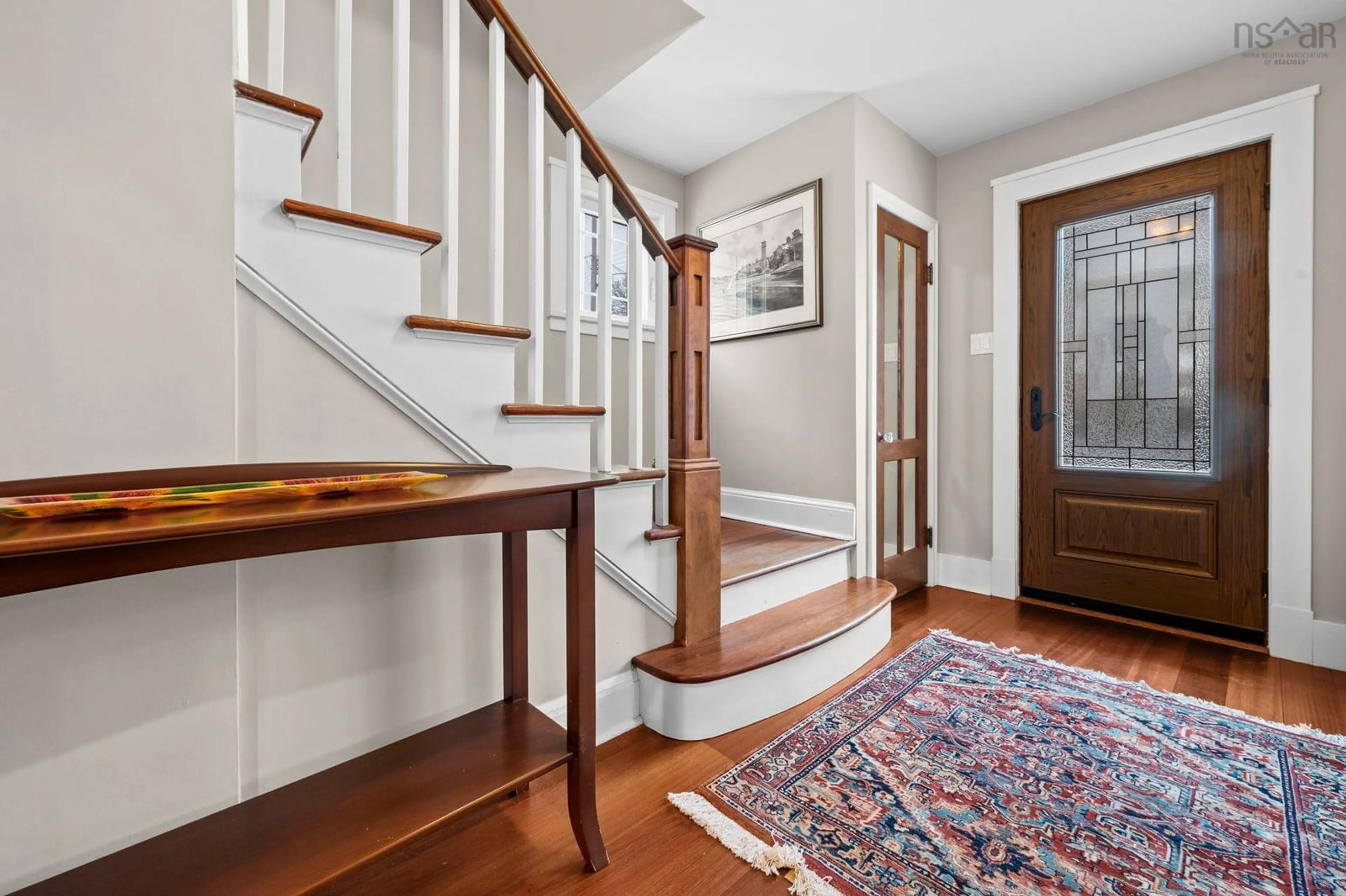 Indoor entryway for 3181 Hemlock St, Halifax Nova Scotia B3L 4B5