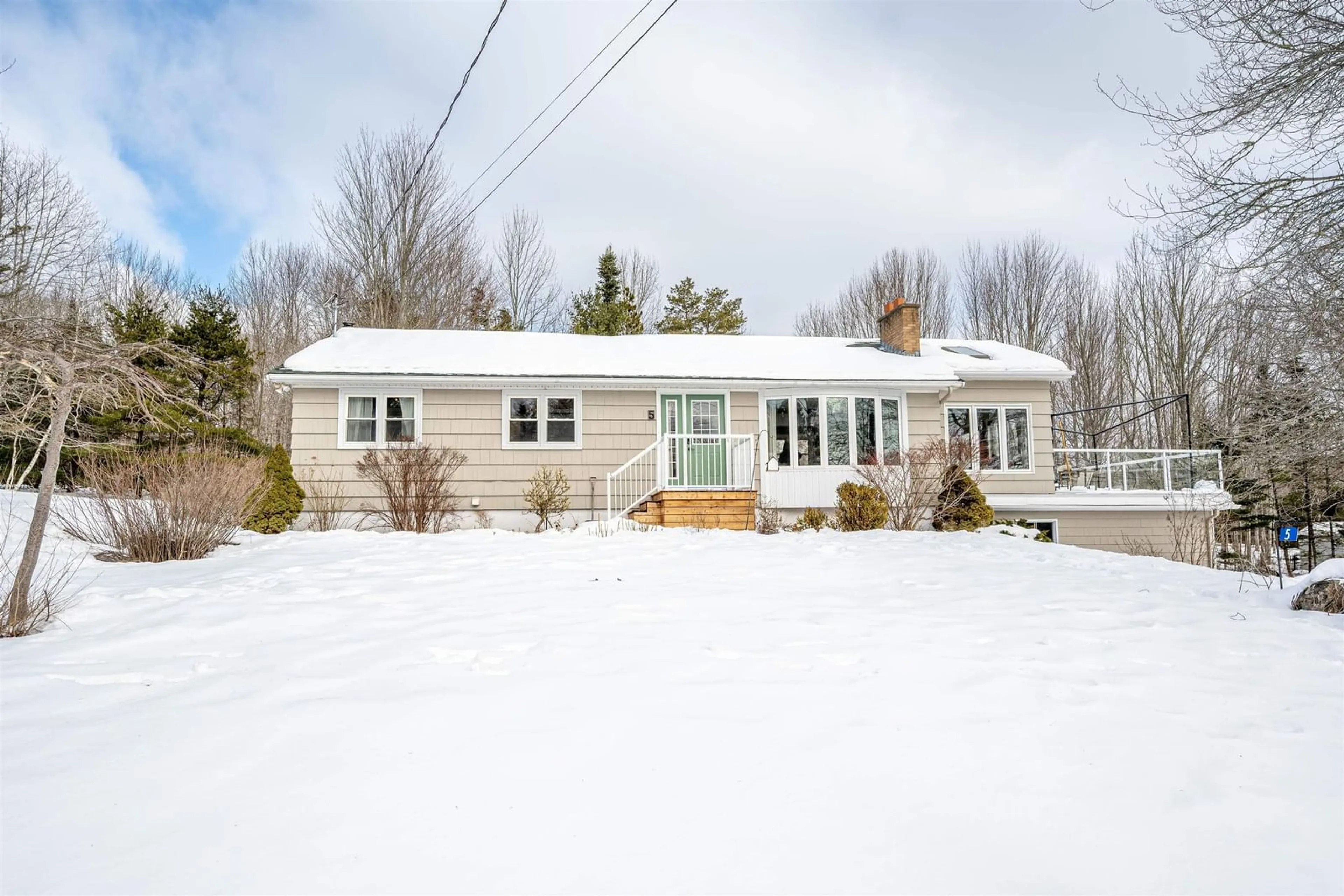 Unknown for 5 Tower View Rd, Enfield Nova Scotia B2T 1H1