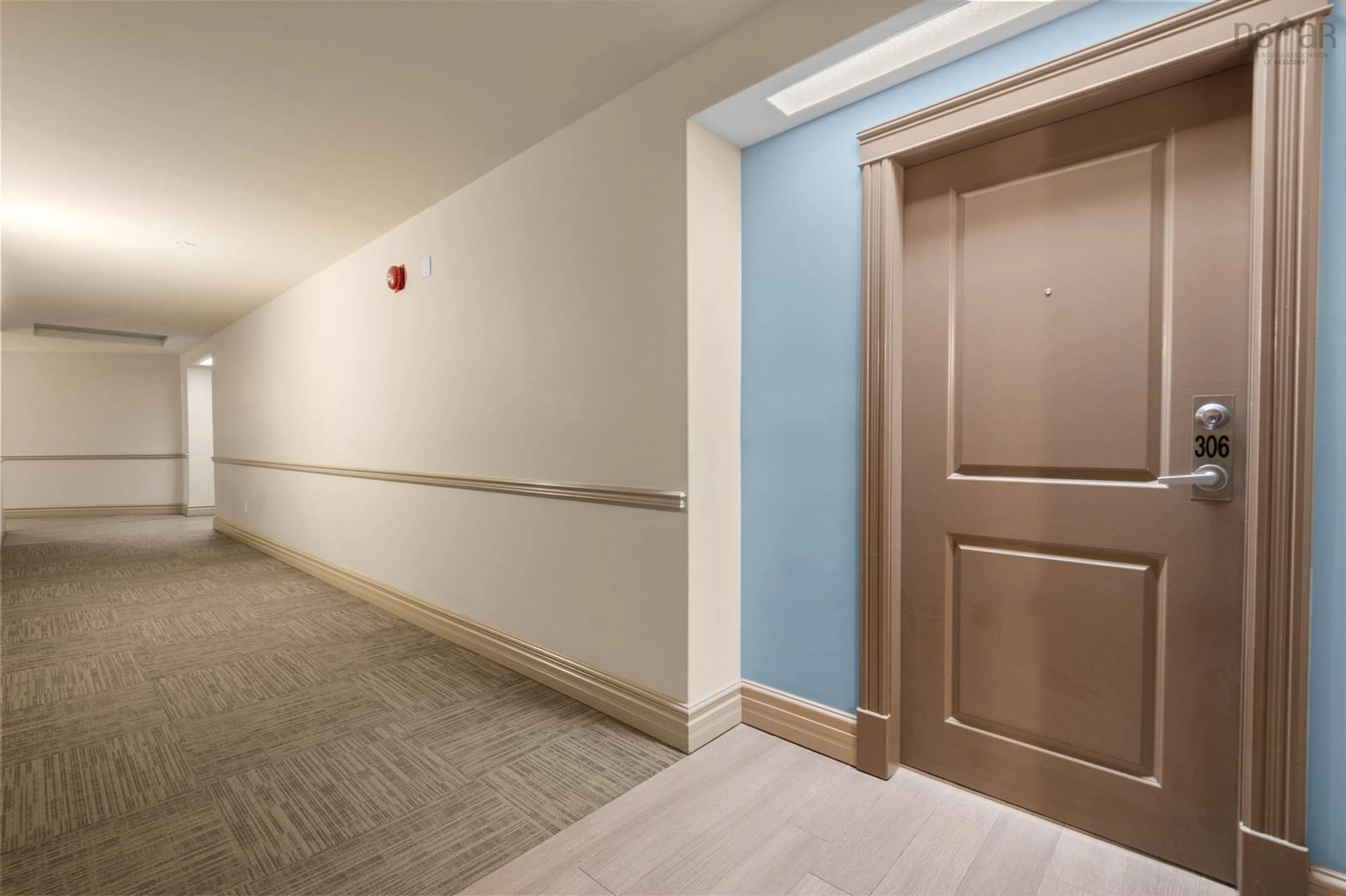 Indoor foyer for 77 Russell Lake #306, Dartmouth Nova Scotia B2W 6R8