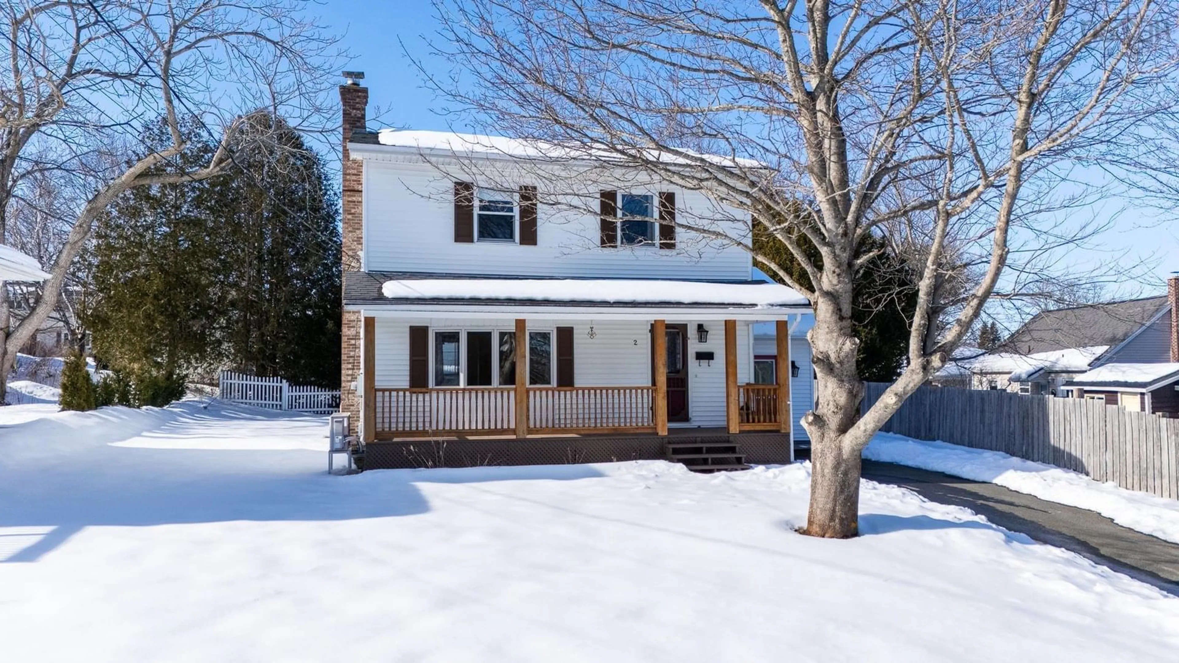 Home with vinyl exterior material, street for 2 Foster St, Kentville Nova Scotia B4N 1X3
