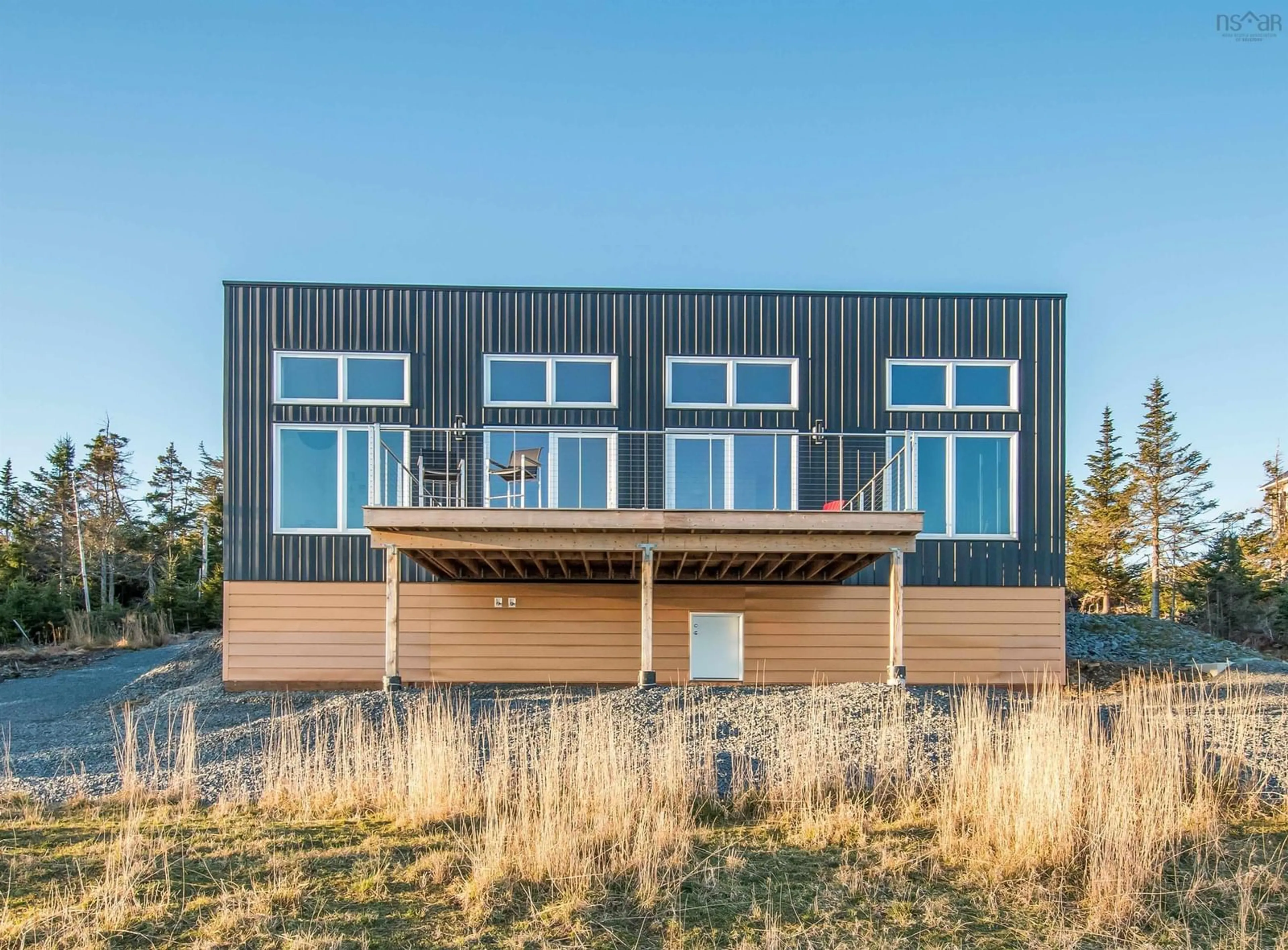 Home with vinyl exterior material, building for 200 Middle Rd, Kingsburg Nova Scotia B0J 2X0