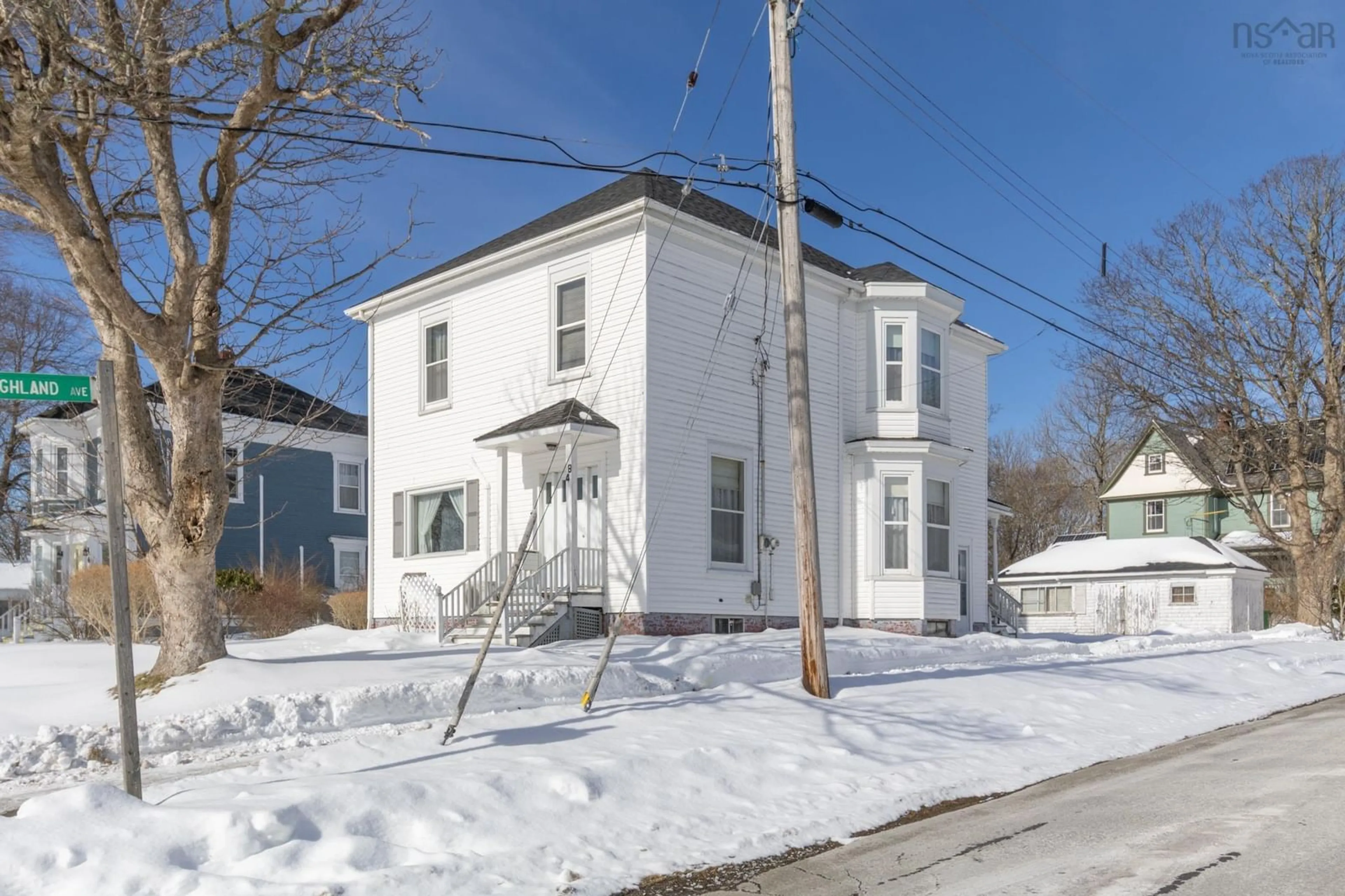 A pic from outside/outdoor area/front of a property/back of a property/a pic from drone, street for 48 Albert St, Yarmouth Nova Scotia B5A 3N6