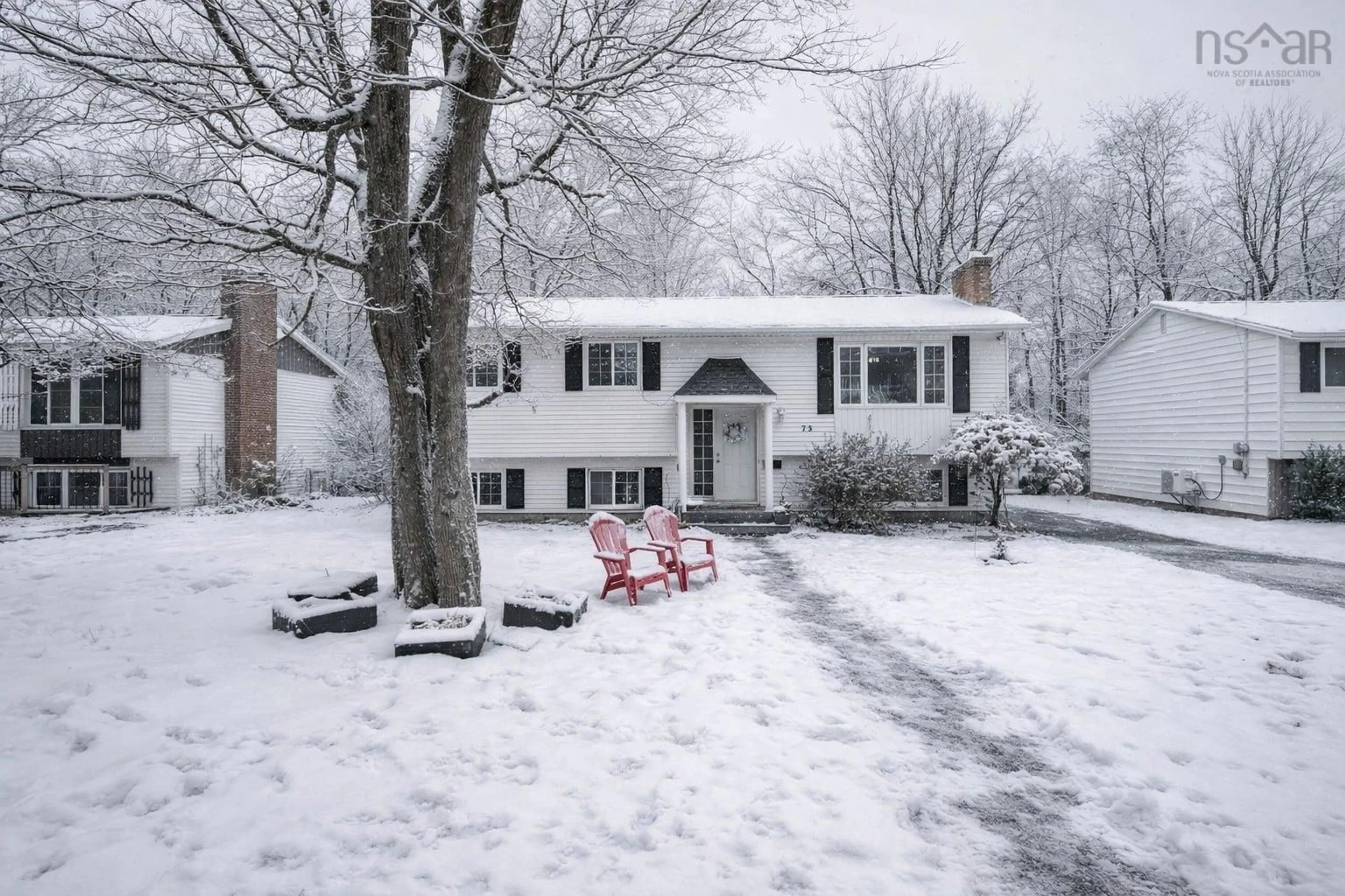 Home with vinyl exterior material, street for 73 Union St, Bedford Nova Scotia B4A 2B6