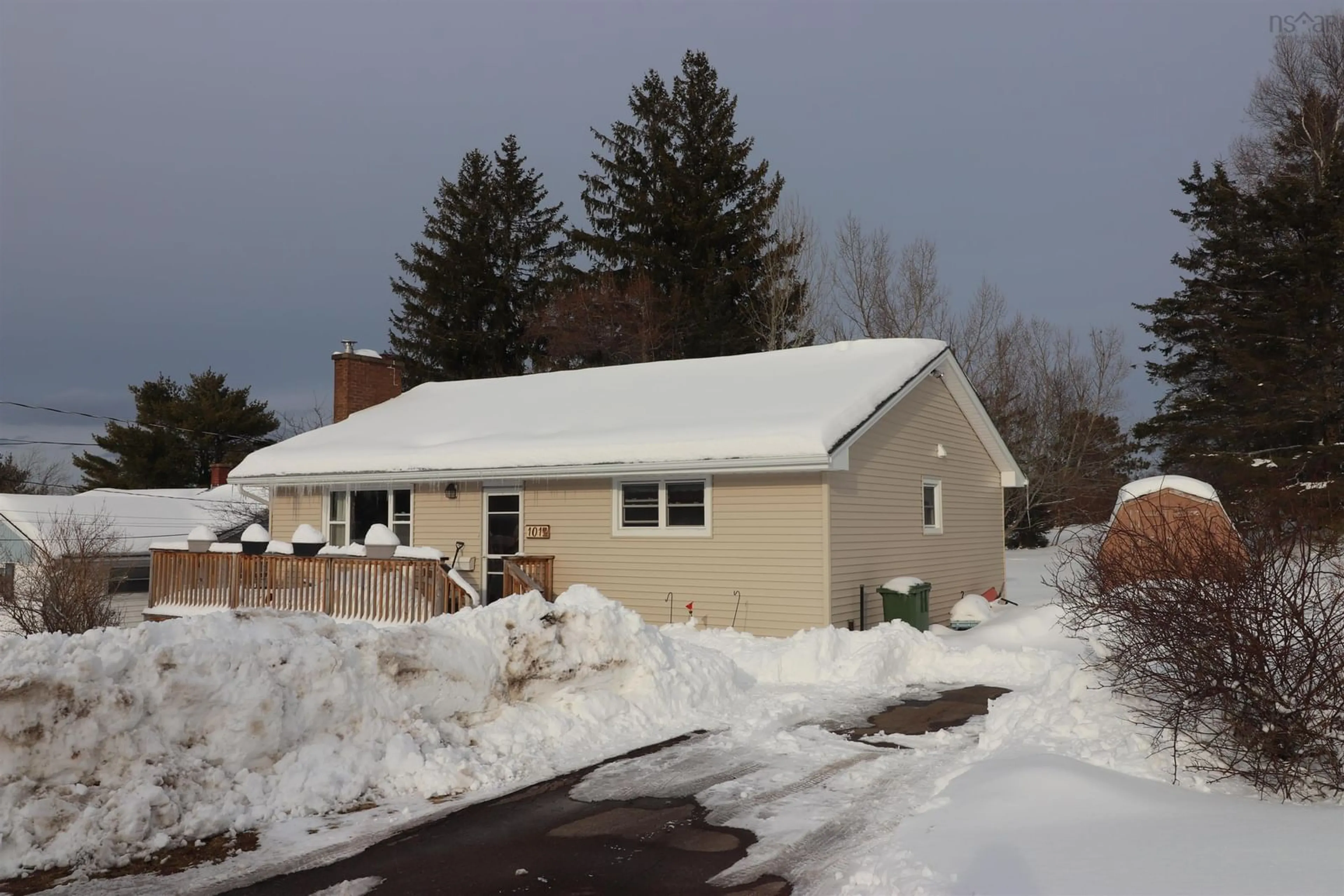 Home with vinyl exterior material, street for 101 Laurie St, Truro Nova Scotia B2N 4S9