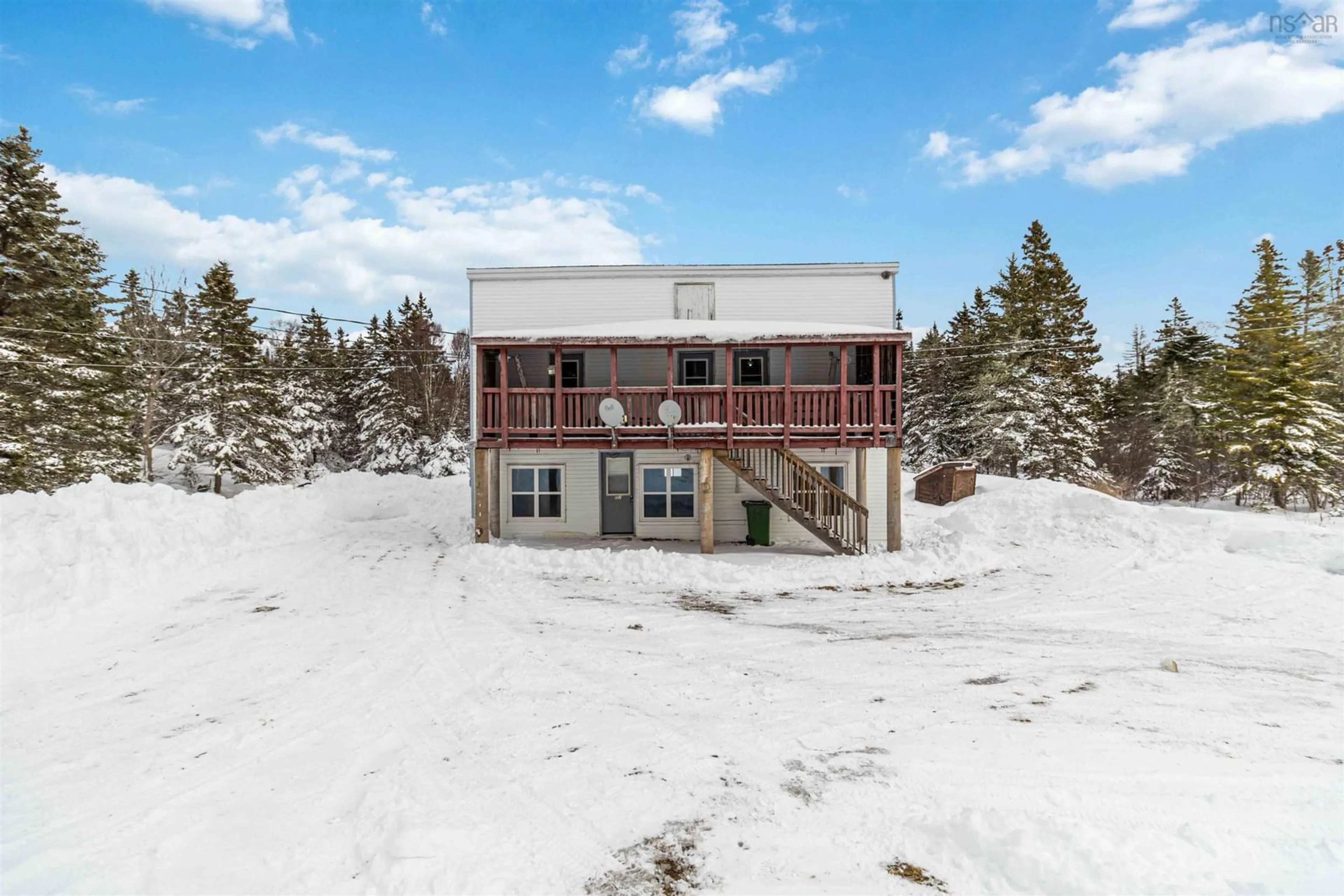 A pic from outside/outdoor area/front of a property/back of a property/a pic from drone, building for 68 Croft Ave, Crescent Beach Nova Scotia B0R 1C0