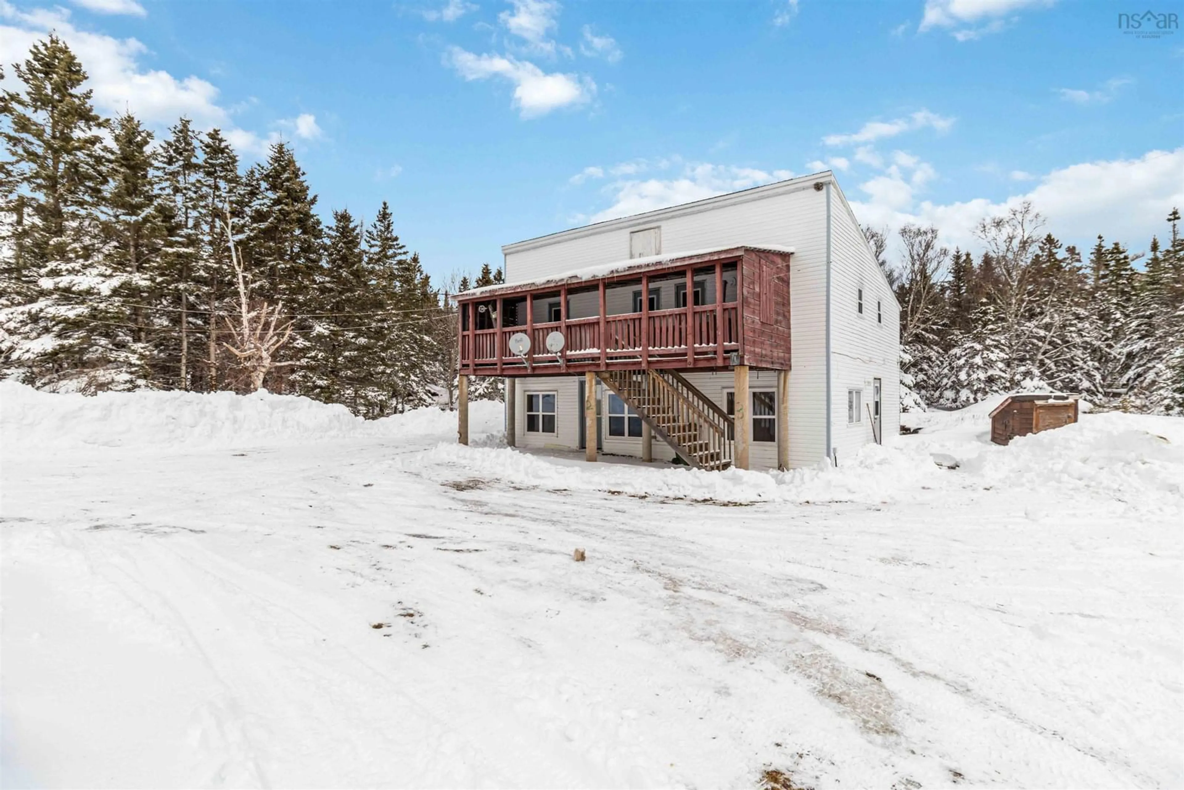 A pic from outside/outdoor area/front of a property/back of a property/a pic from drone, building for 68 Croft Ave, Crescent Beach Nova Scotia B0R 1C0