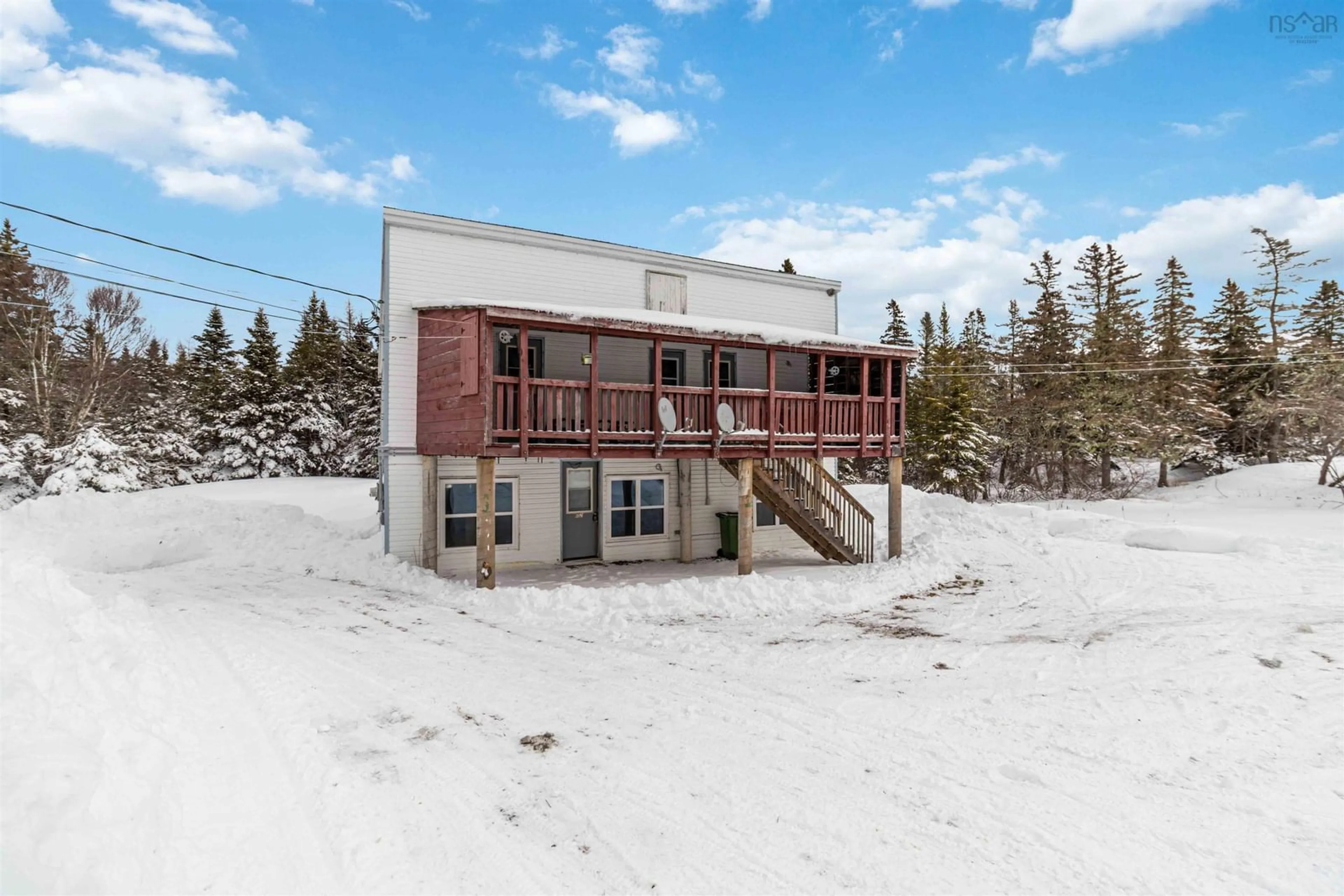 A pic from outside/outdoor area/front of a property/back of a property/a pic from drone, building for 68 Croft Ave, Crescent Beach Nova Scotia B0R 1C0