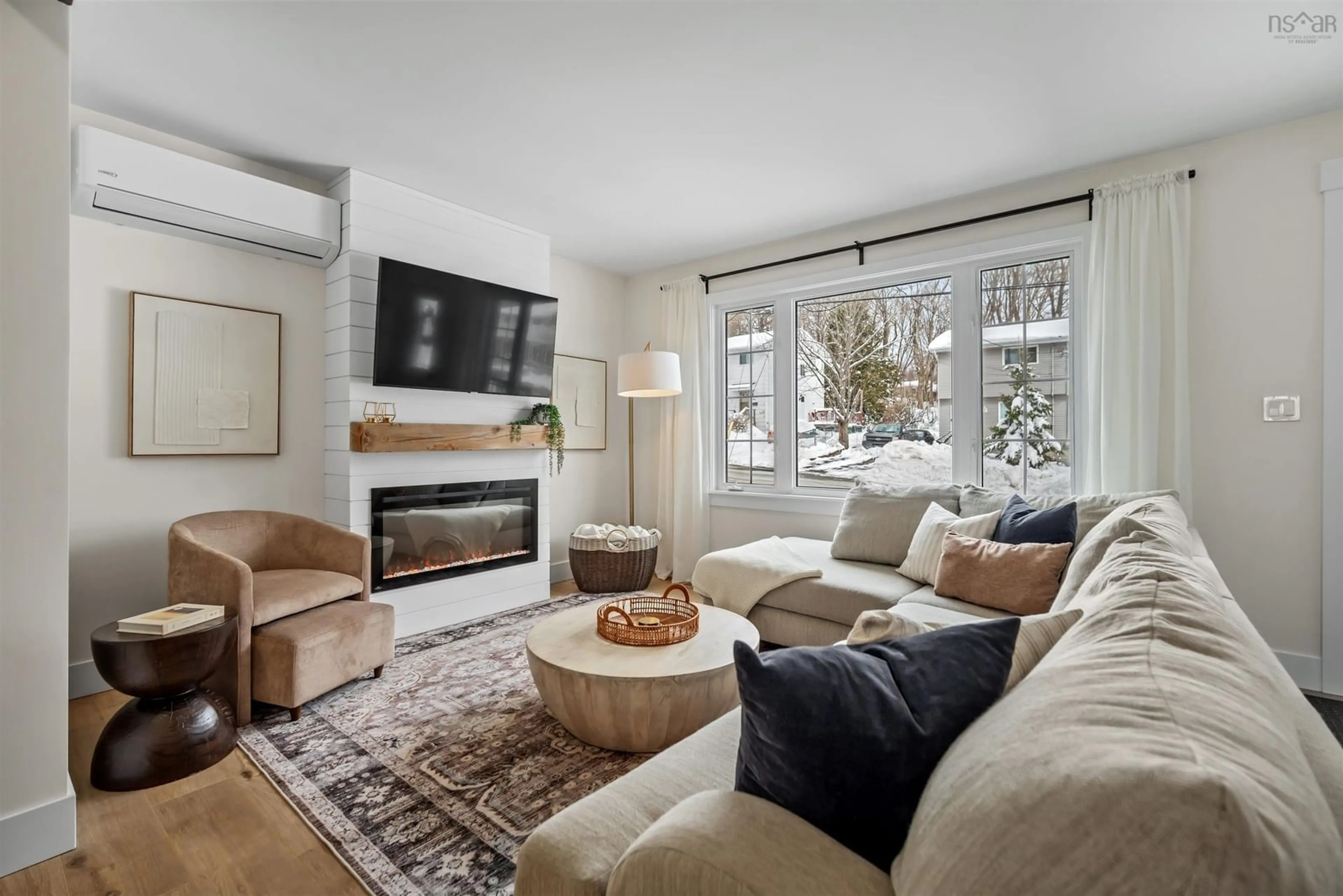 Living room with furniture, unknown for 187 Rankin Dr, Lower Sackville Nova Scotia B4C 3B4