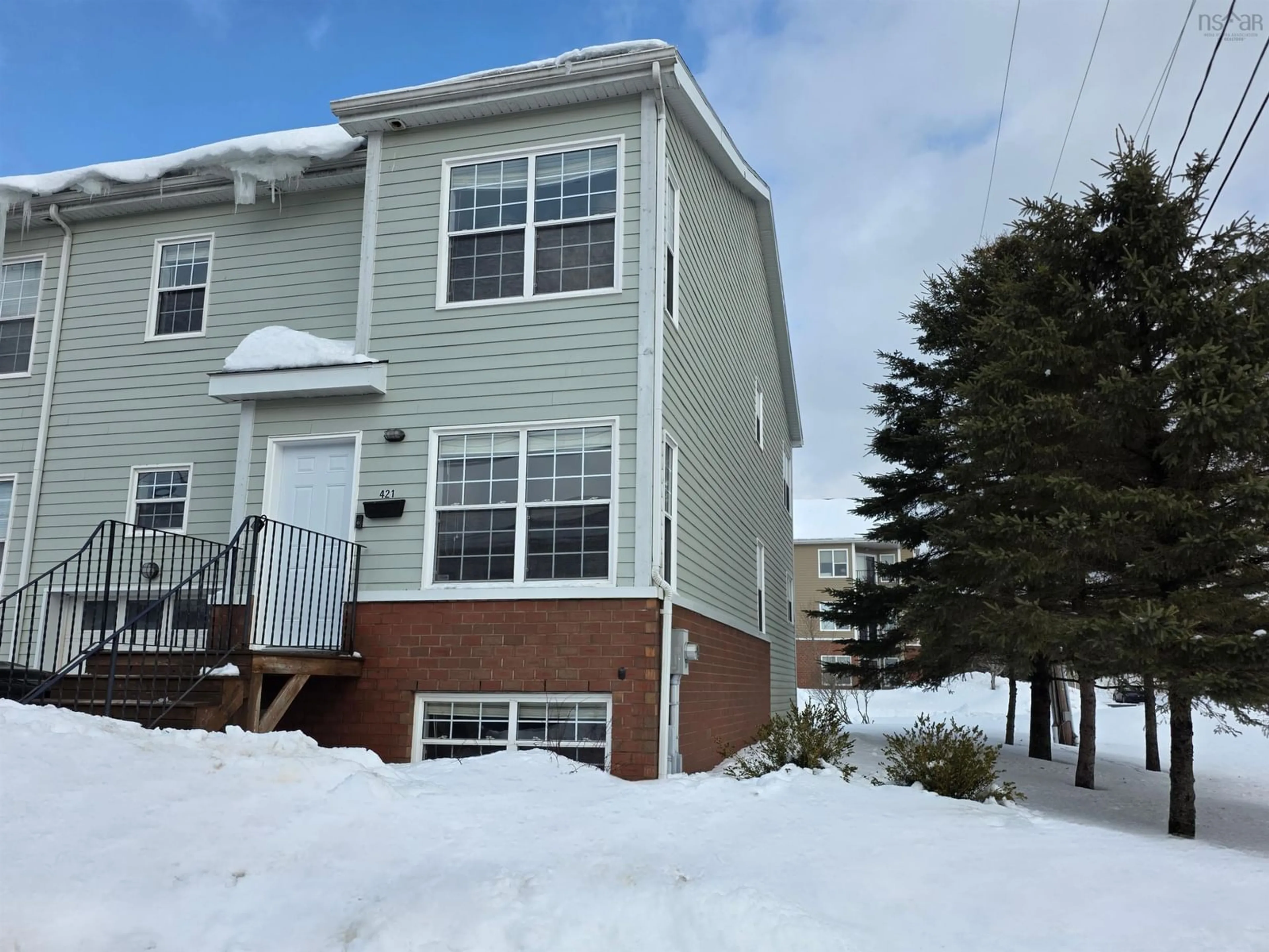 Home with vinyl exterior material, street for 421 Pleasant St, Truro Nova Scotia B2N 3T5