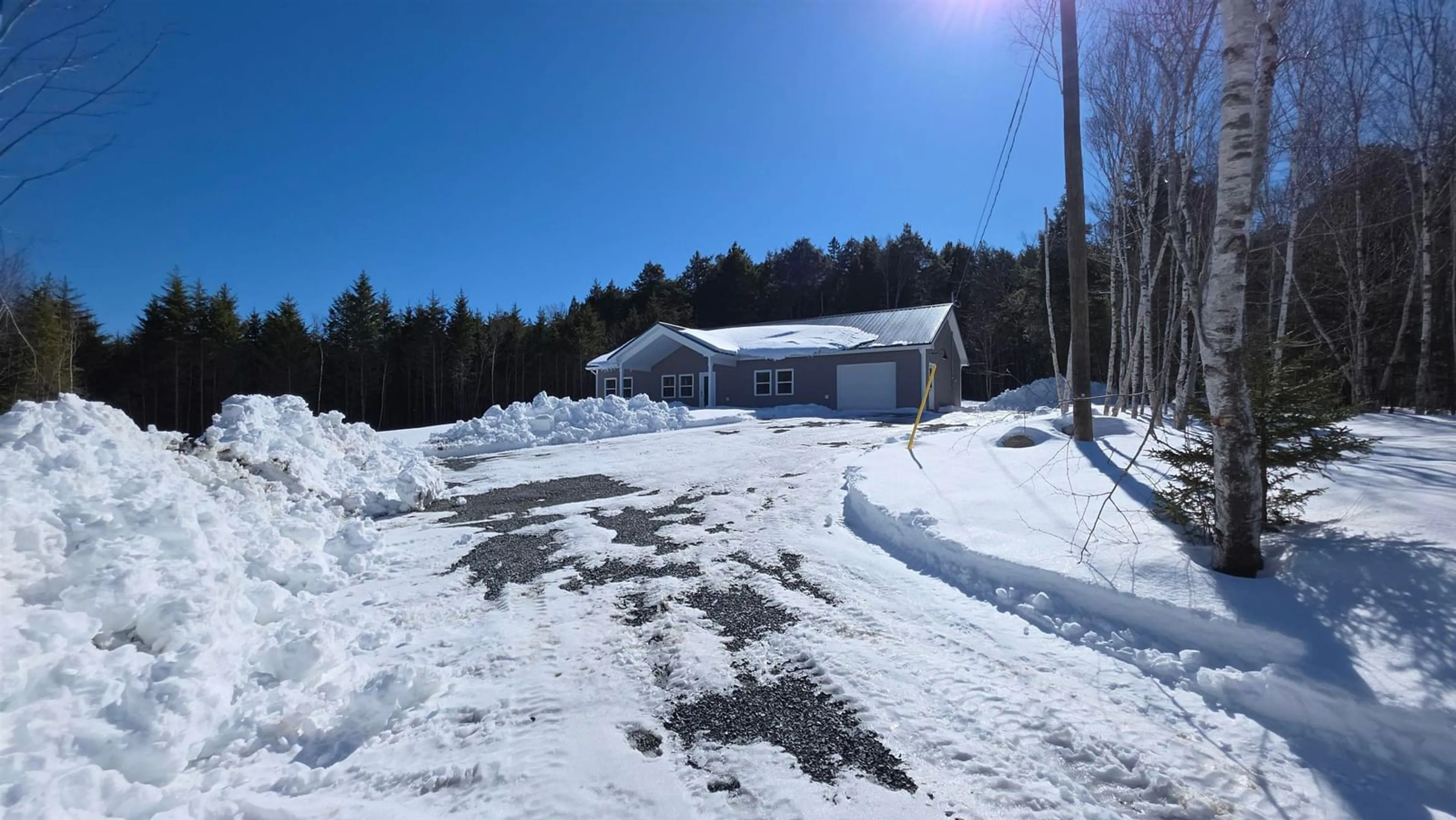 A pic from outside/outdoor area/front of a property/back of a property/a pic from drone, unknown for 37 Raspberry Court, Italy Cross Nova Scotia B4V 0S5