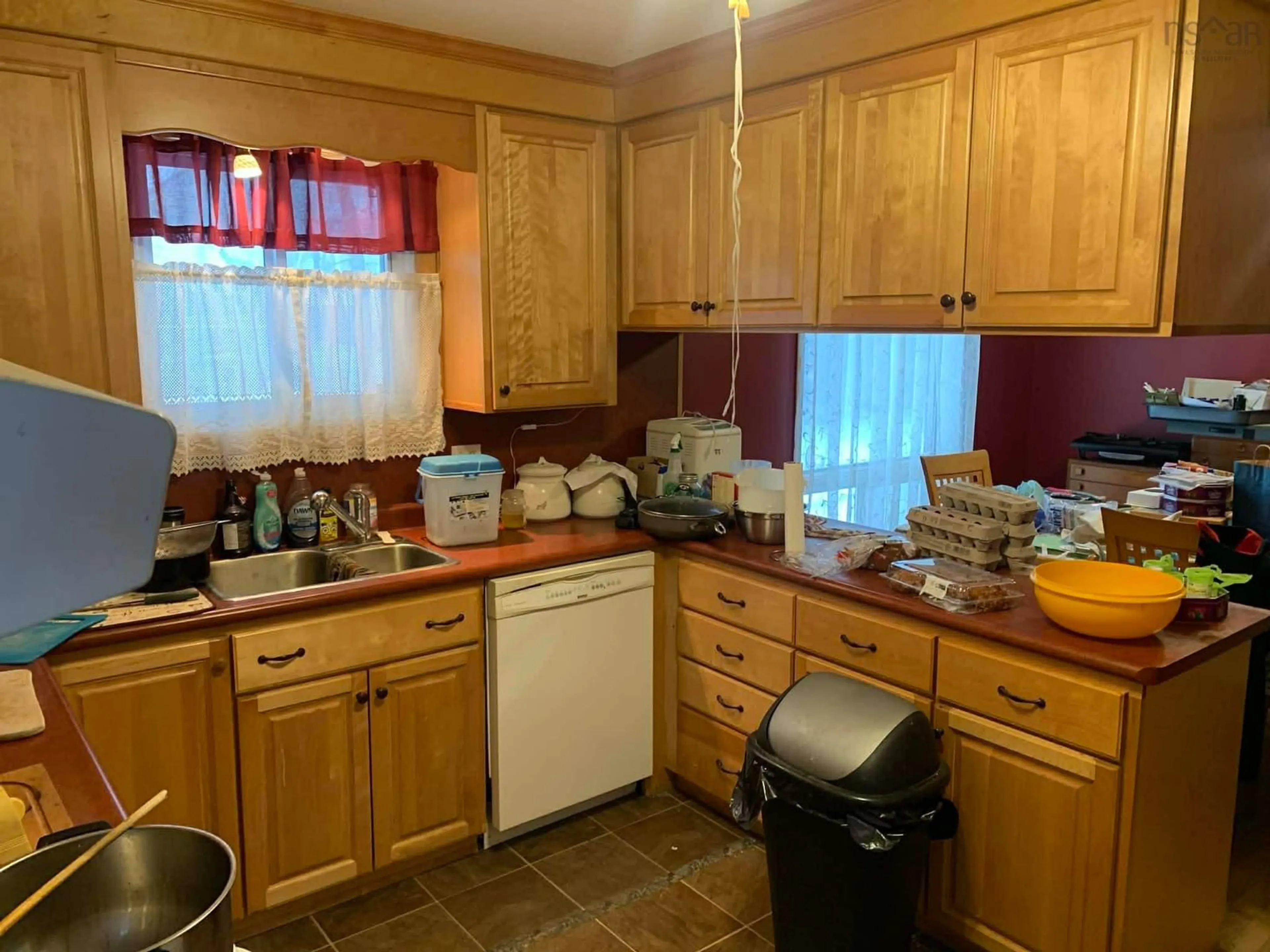 Standard kitchen, unknown for 74 Miller Dr, Bridgewater Nova Scotia B4V 3B9