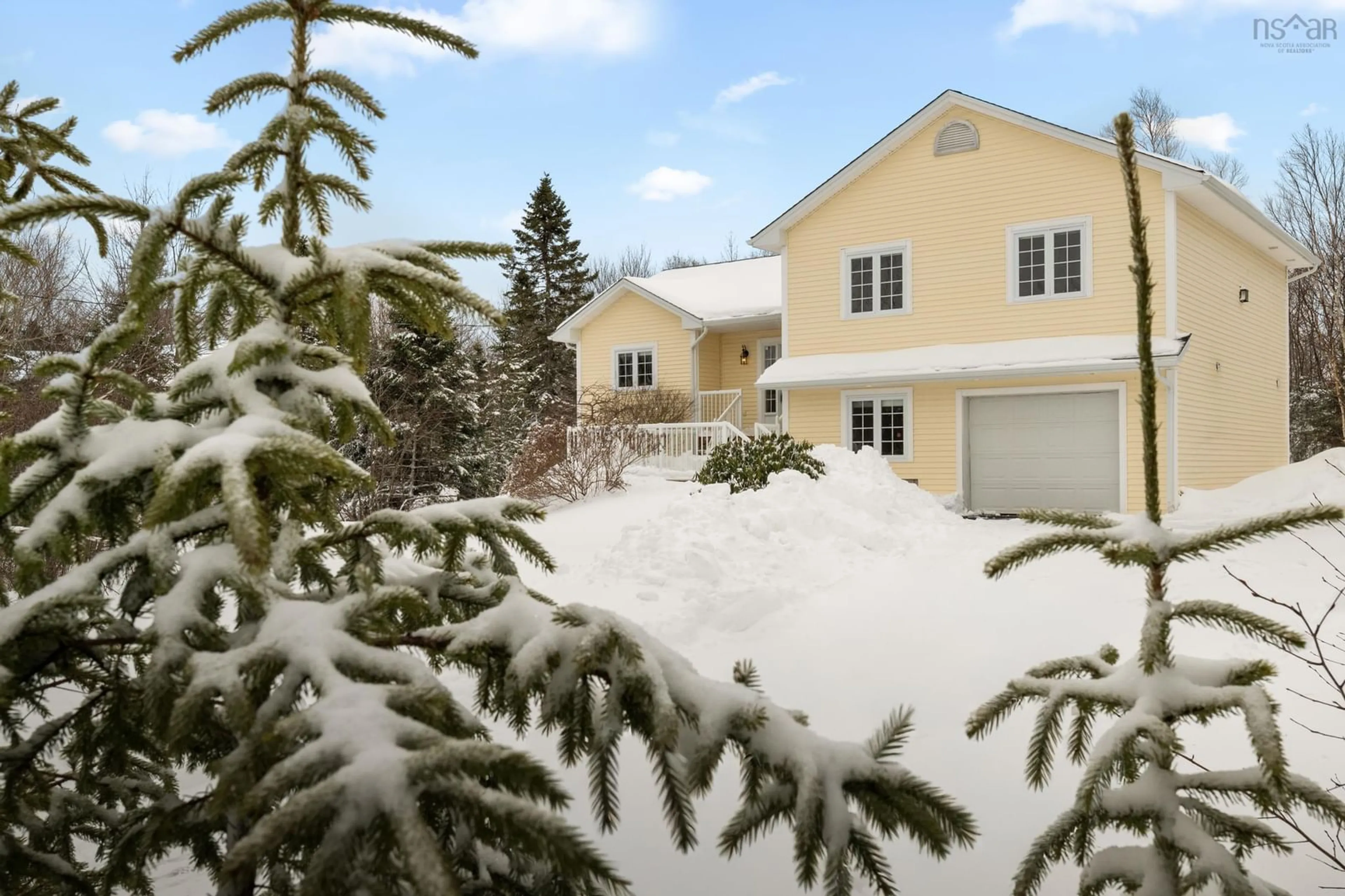 Patio, street for 155 Grinstead Lane, Stillwater Lake Nova Scotia B3Z 1P1