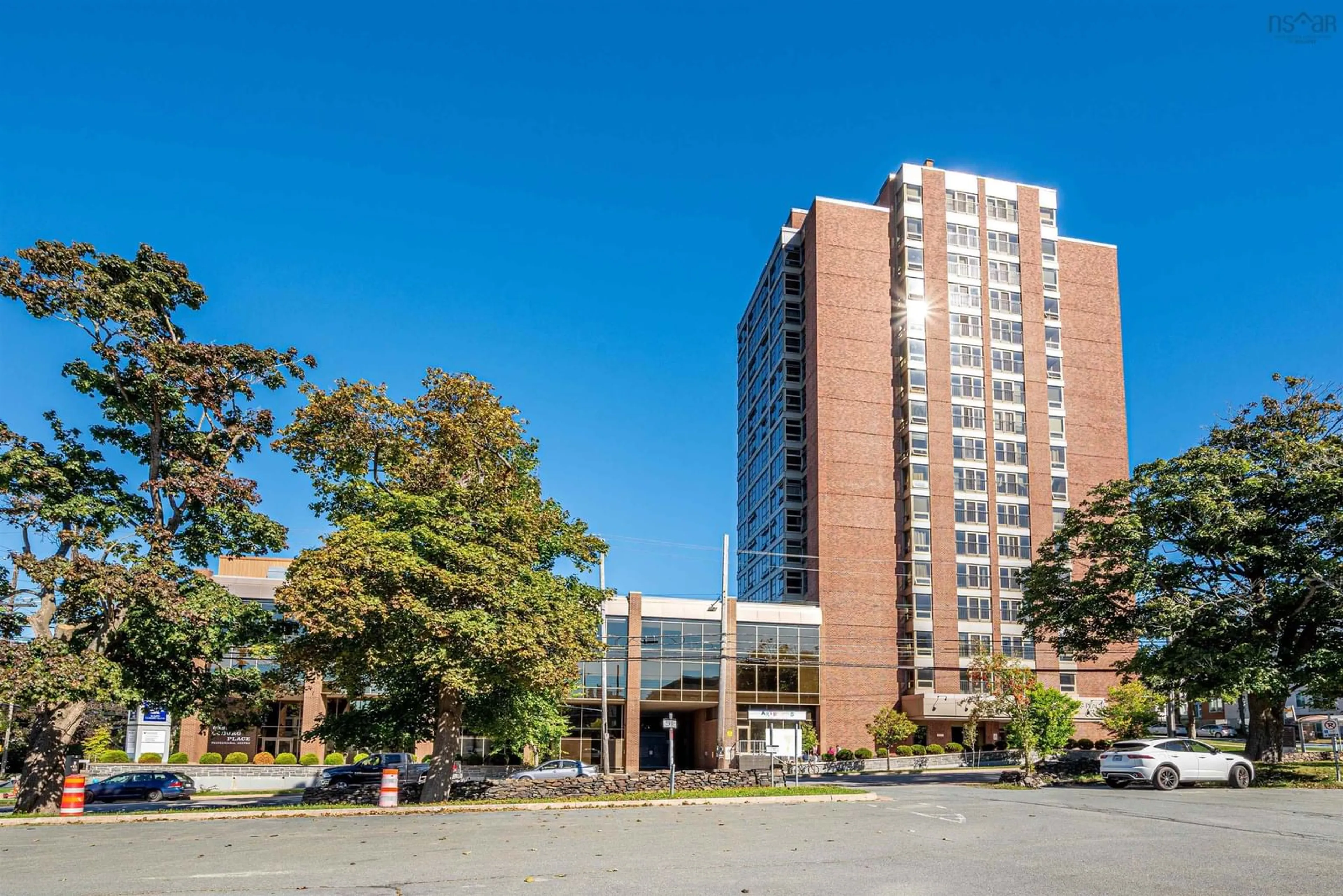 Indoor foyer for 6369 Coburg Rd #1601, Halifax Nova Scotia B3H 4J7