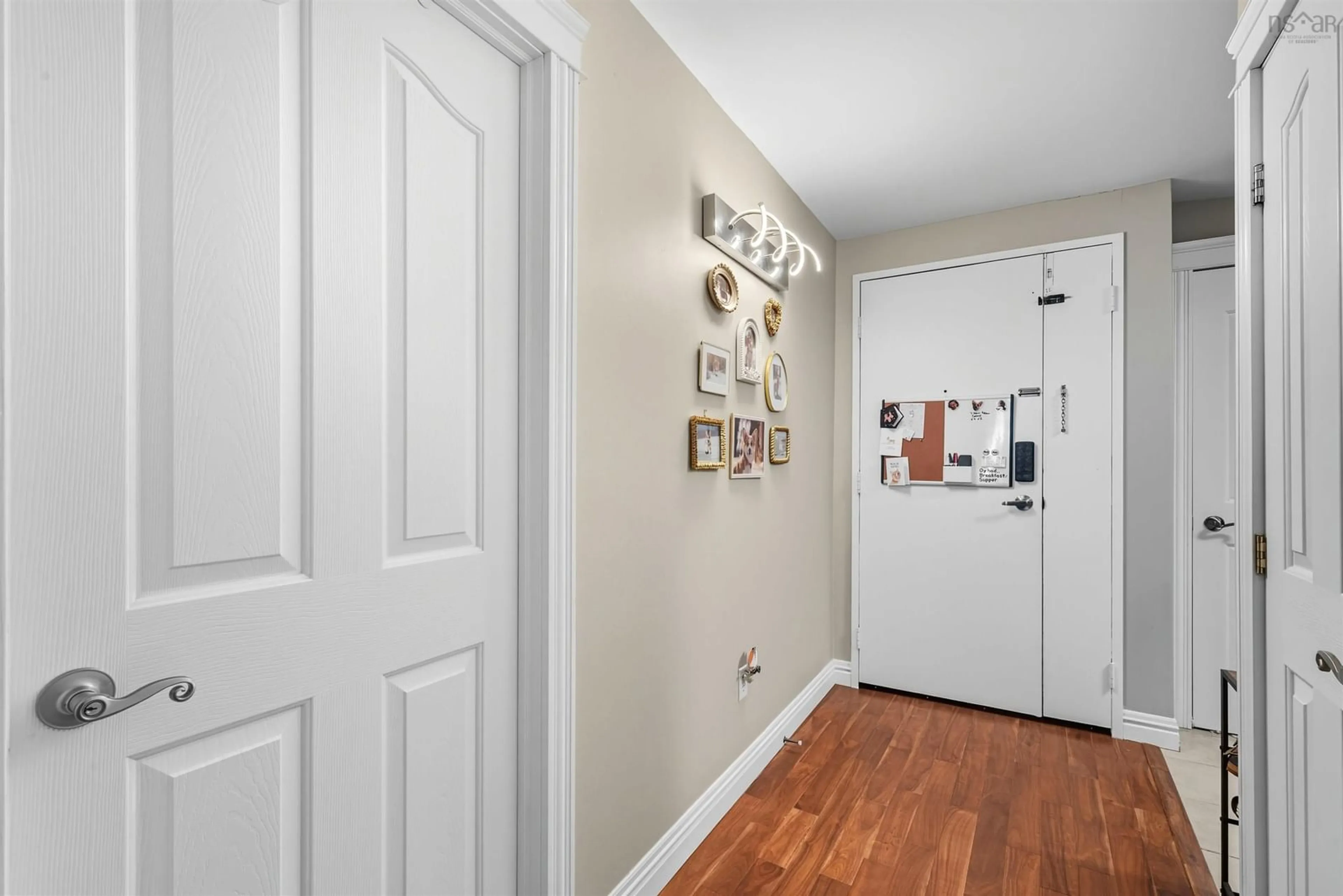 Indoor entryway for 6369 Coburg Rd #1601, Halifax Nova Scotia B3H 4J7