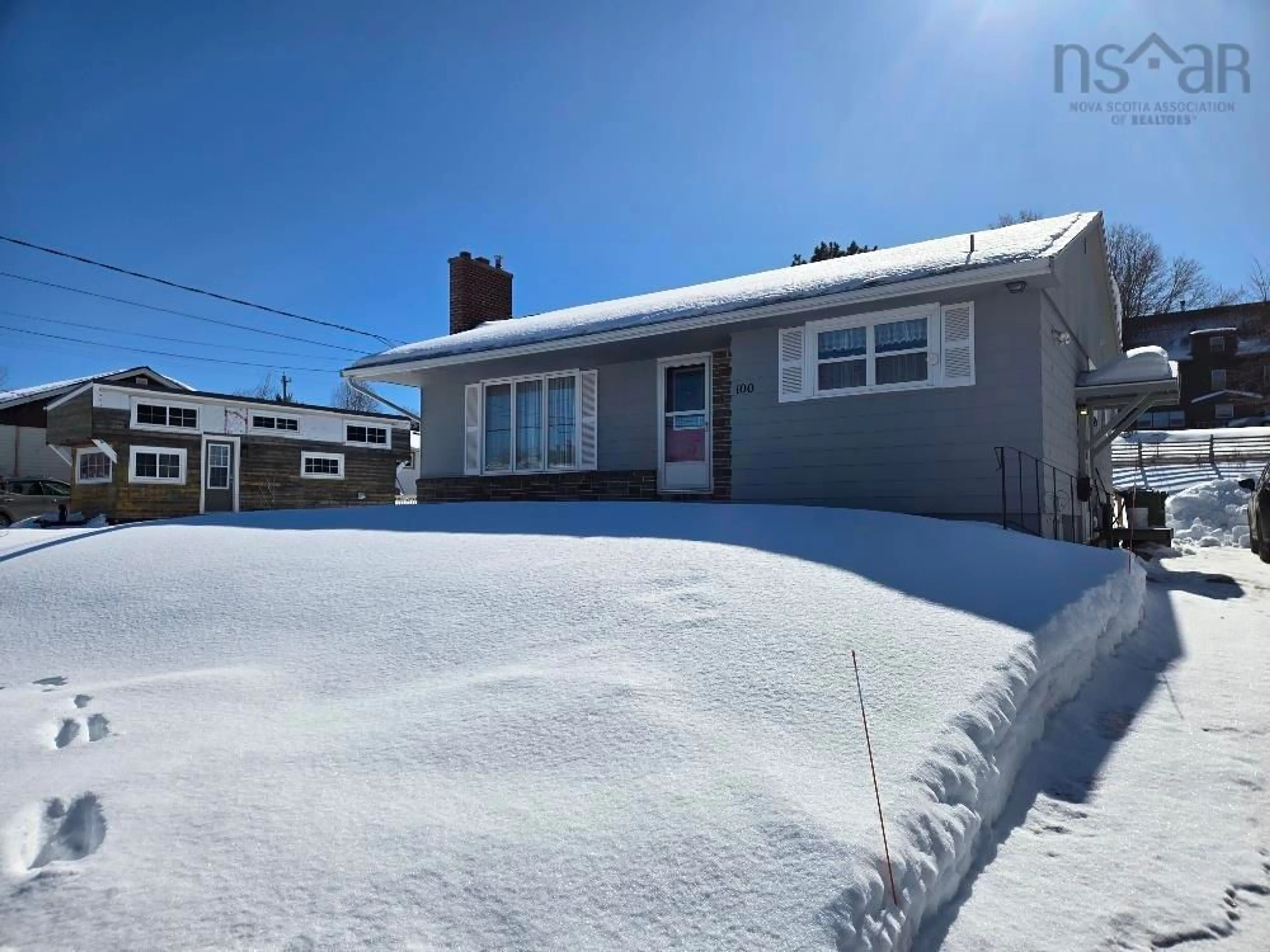 A pic from outside/outdoor area/front of a property/back of a property/a pic from drone, street for 100 Higgins Street, Truro Nova Scotia B2N 2L7