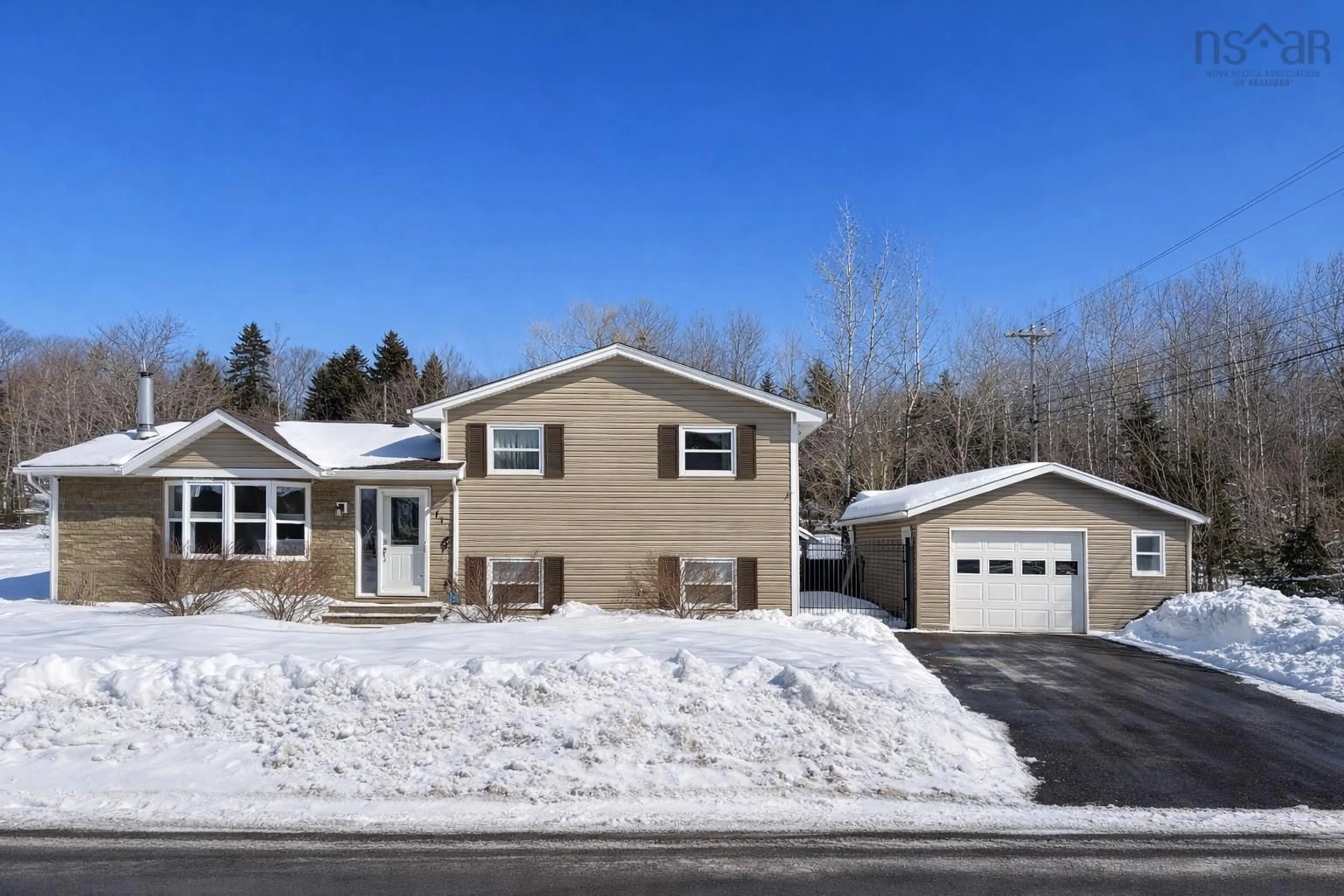 Home with vinyl exterior material, street for 132 Nictaux Dr, Lower Sackville Nova Scotia B4C 2C5