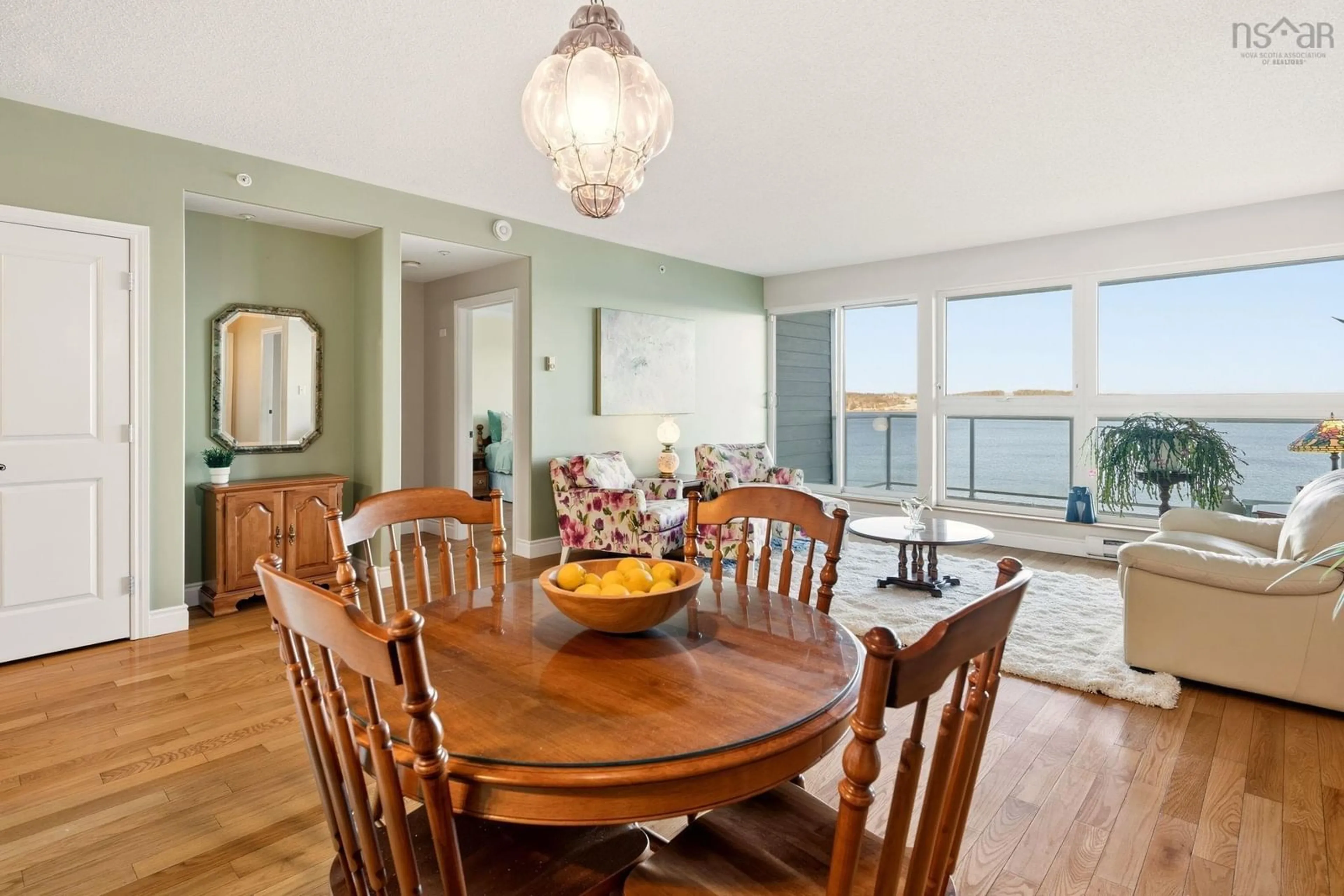 Dining room, wood/laminate floor for 647 Bedford Hwy #304, Halifax Nova Scotia B3M 0A5