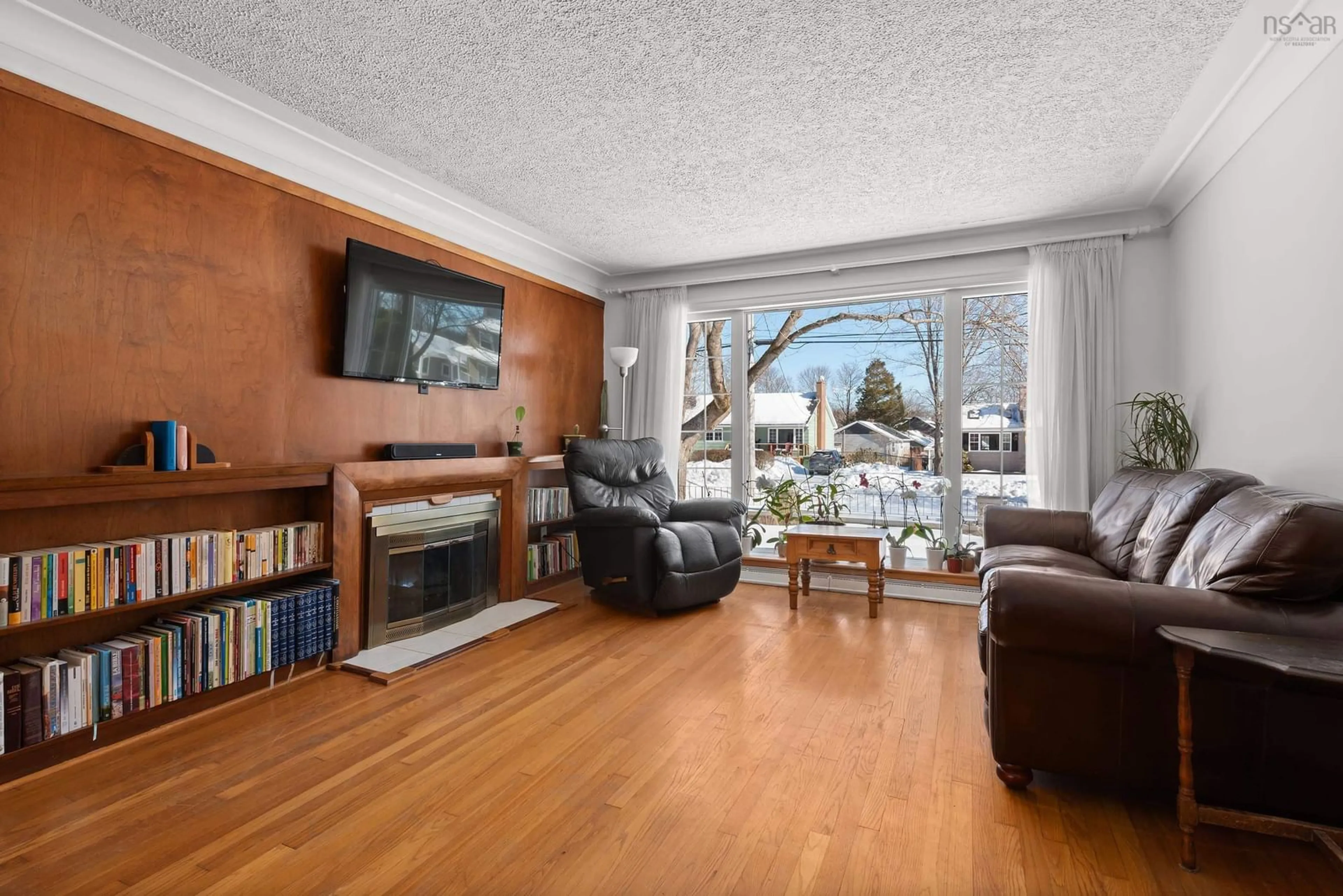 Living room with furniture, wood/laminate floor for 6 Colindale St, Halifax Nova Scotia B3P 1E3