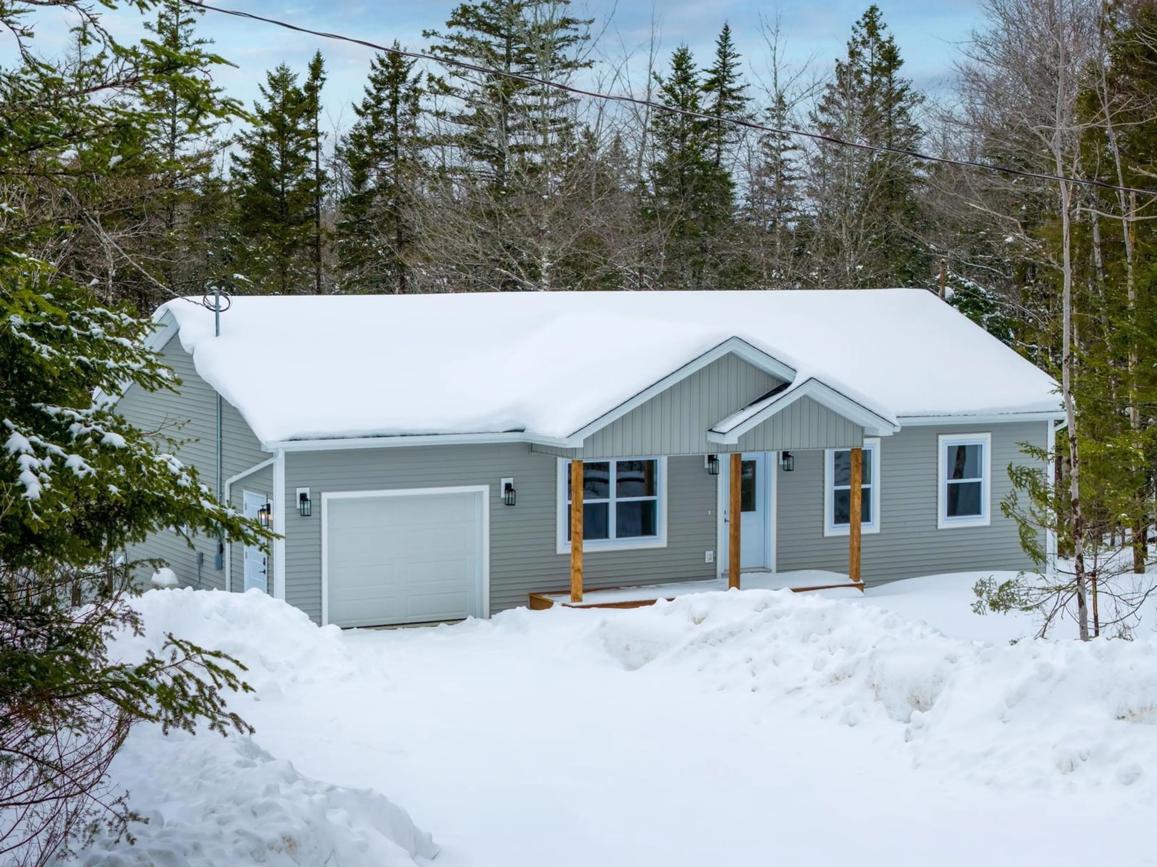 Home with vinyl exterior material, street for 838 East Uniacke Rd, East Uniacke Nova Scotia B0N 1Z0