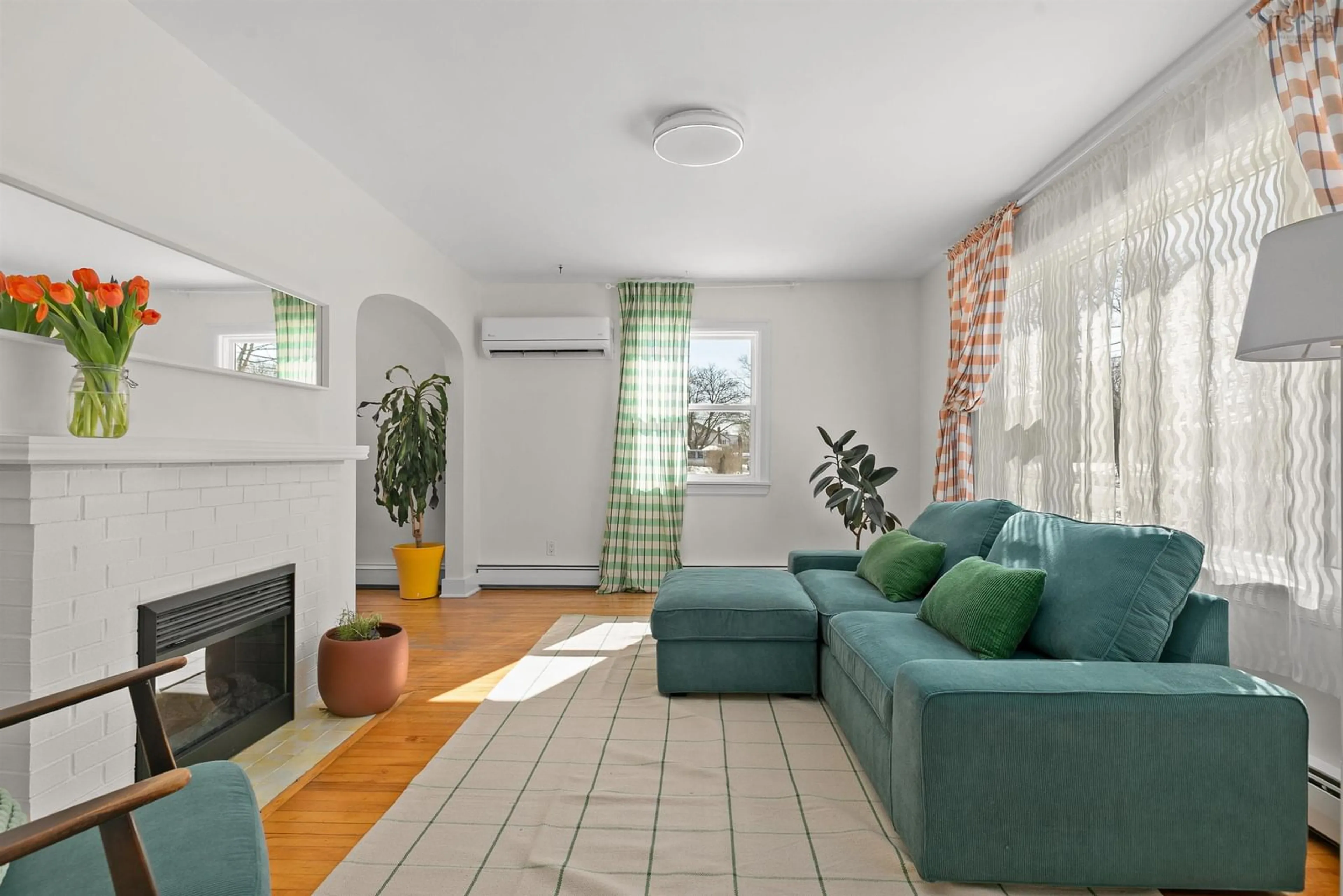 Living room with furniture, unknown for 178 Victoria Rd, Dartmouth Nova Scotia B3A 1V9