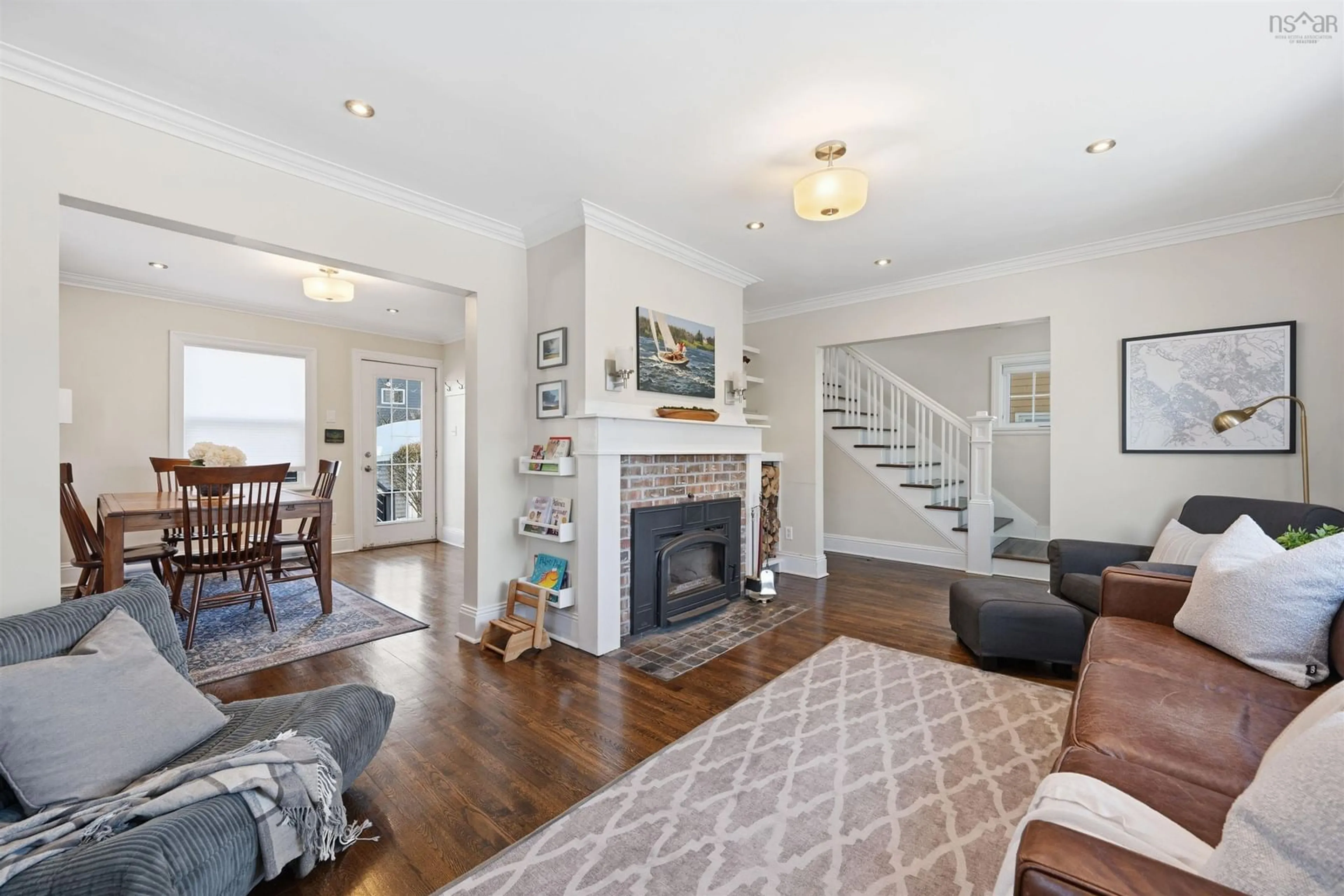 Living room with furniture, unknown for 6522 Summit St, Halifax Nova Scotia B3L 1S3