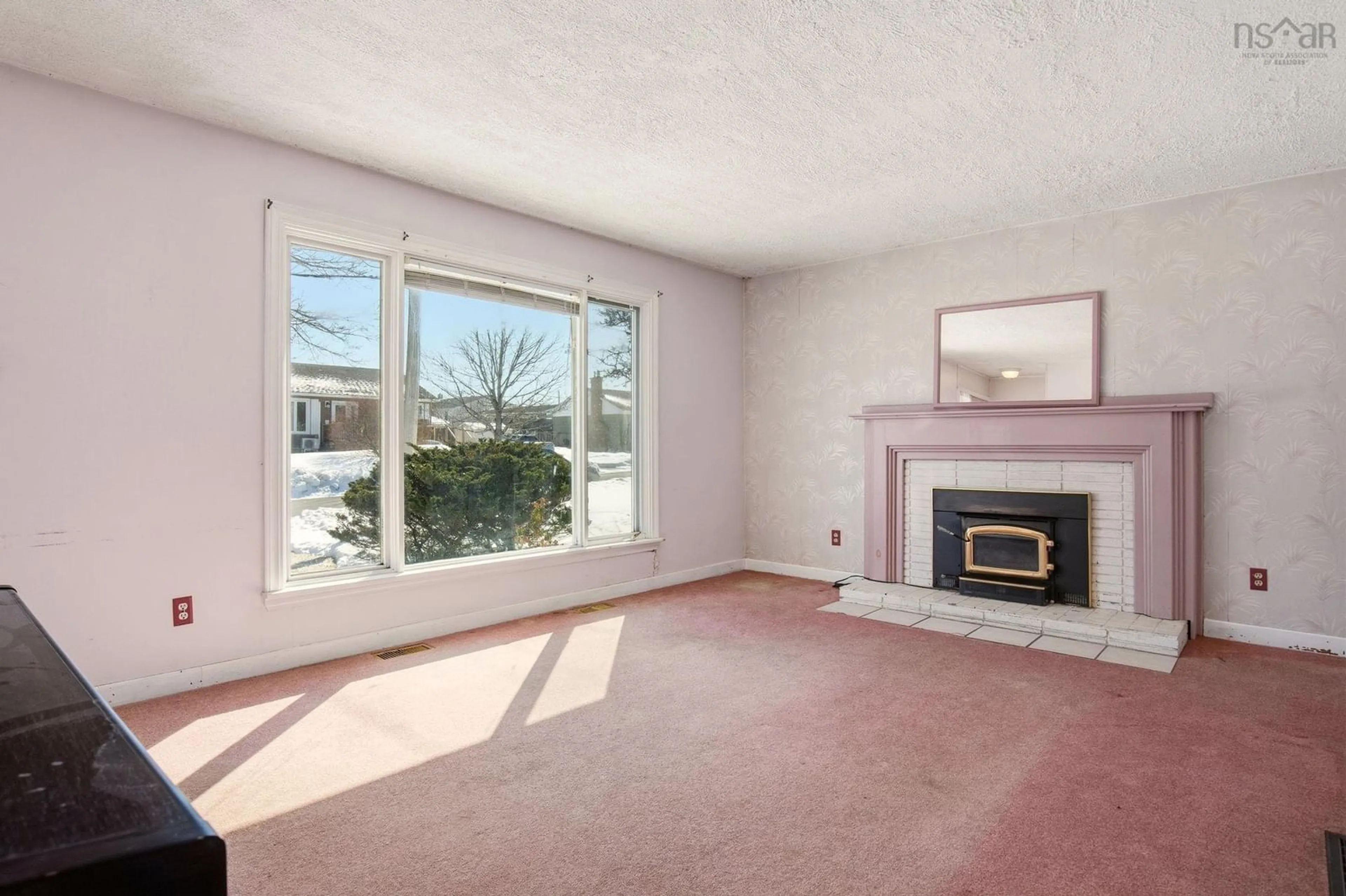 A pic of a room for 12 Estate Dr, Cole Harbour Nova Scotia B2V 1C4