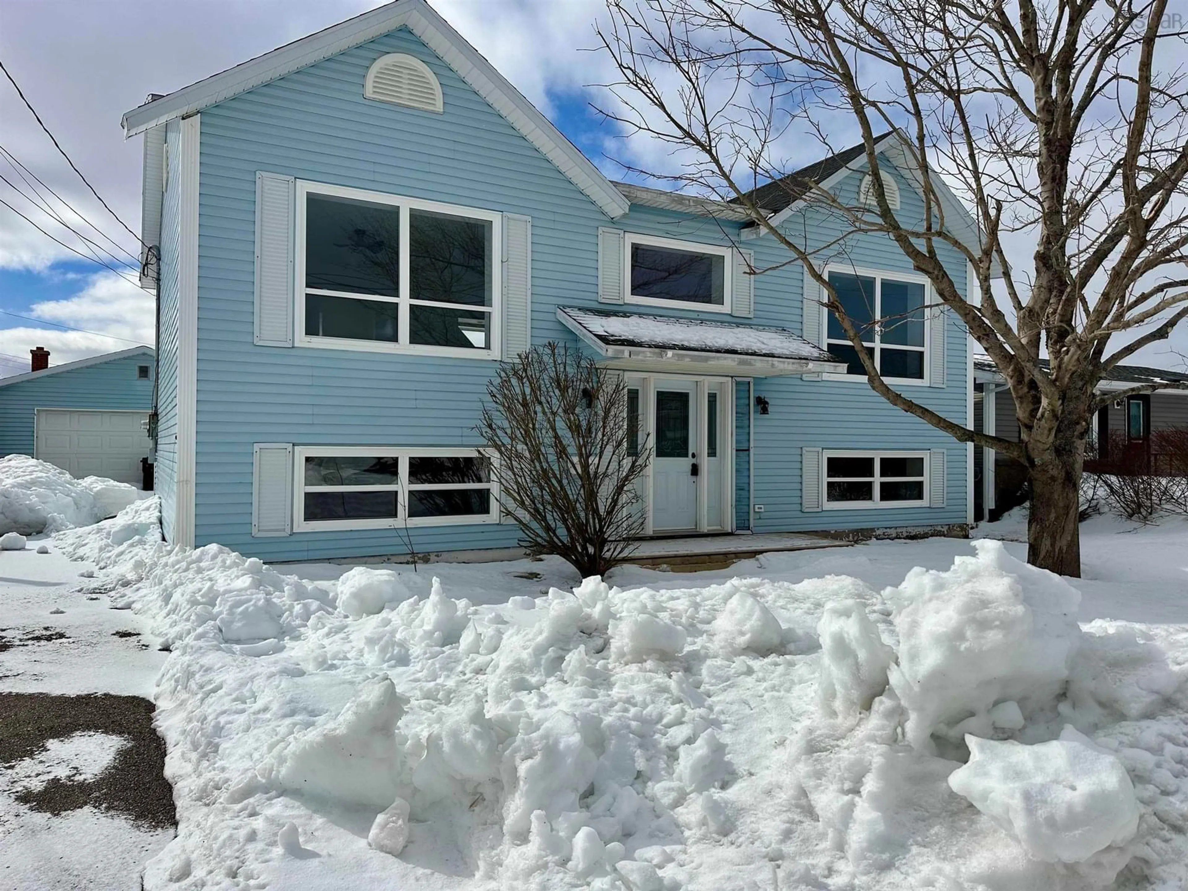 Home with vinyl exterior material, street for 14 Crescent Dr, Glace Bay Nova Scotia B1A 2J4