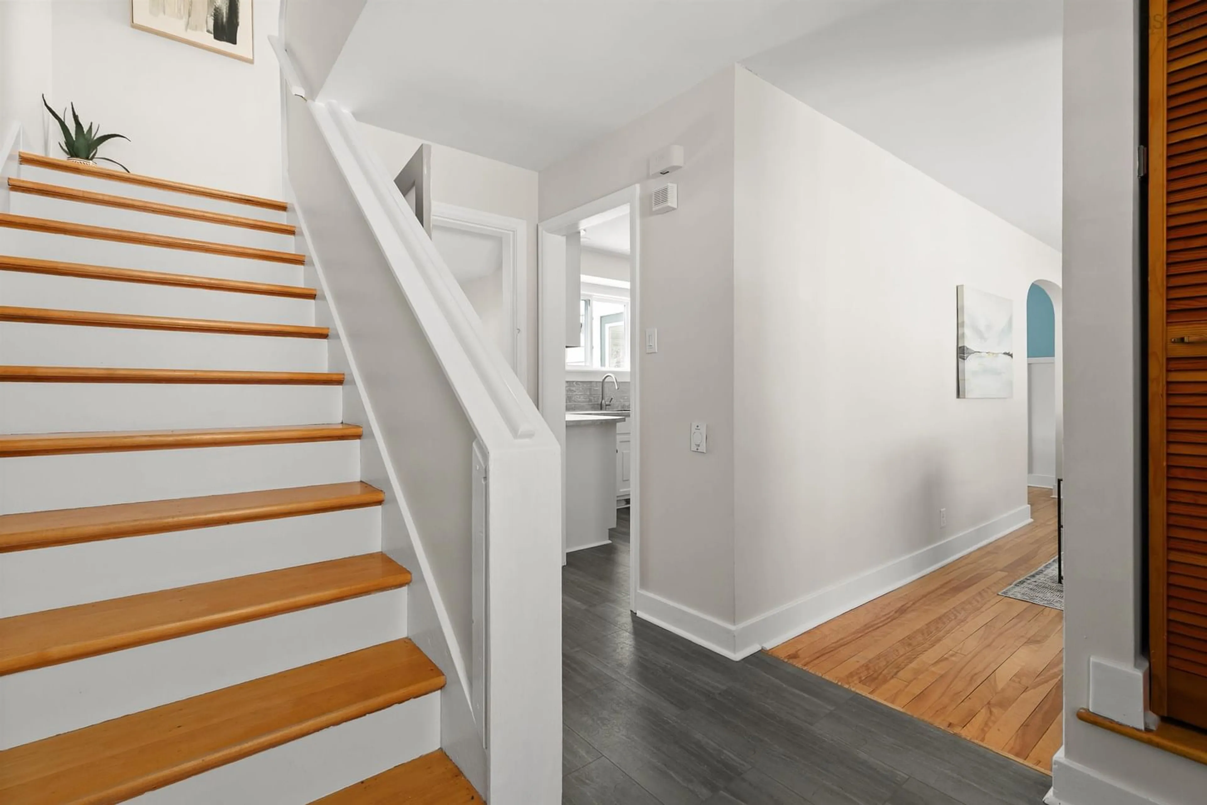 Stairs for 12 Medford St, Dartmouth Nova Scotia B2Y 3C1