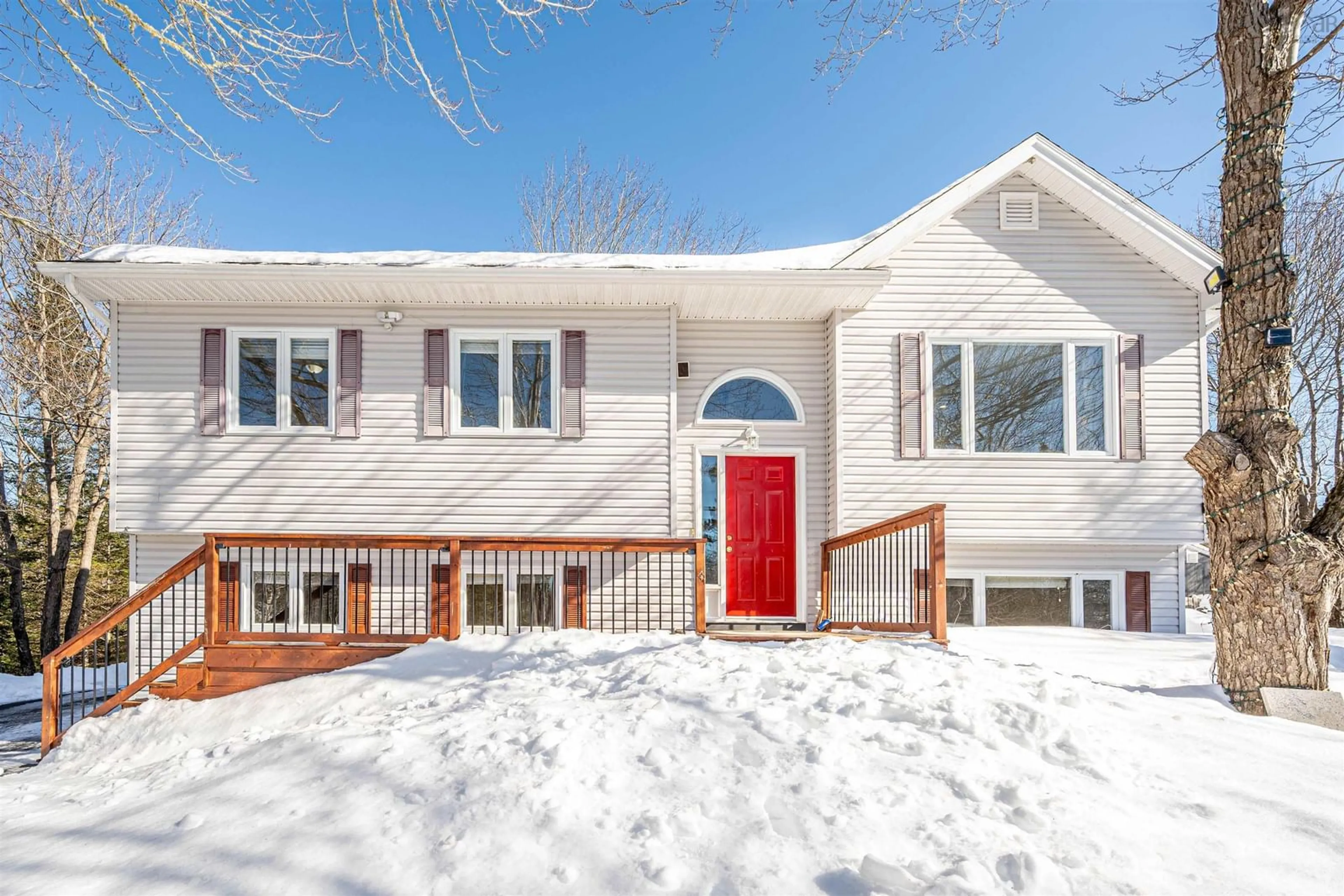 Home with vinyl exterior material, street for 19 Kilbride Dr, Stillwater Lake Nova Scotia B3Z 1P4