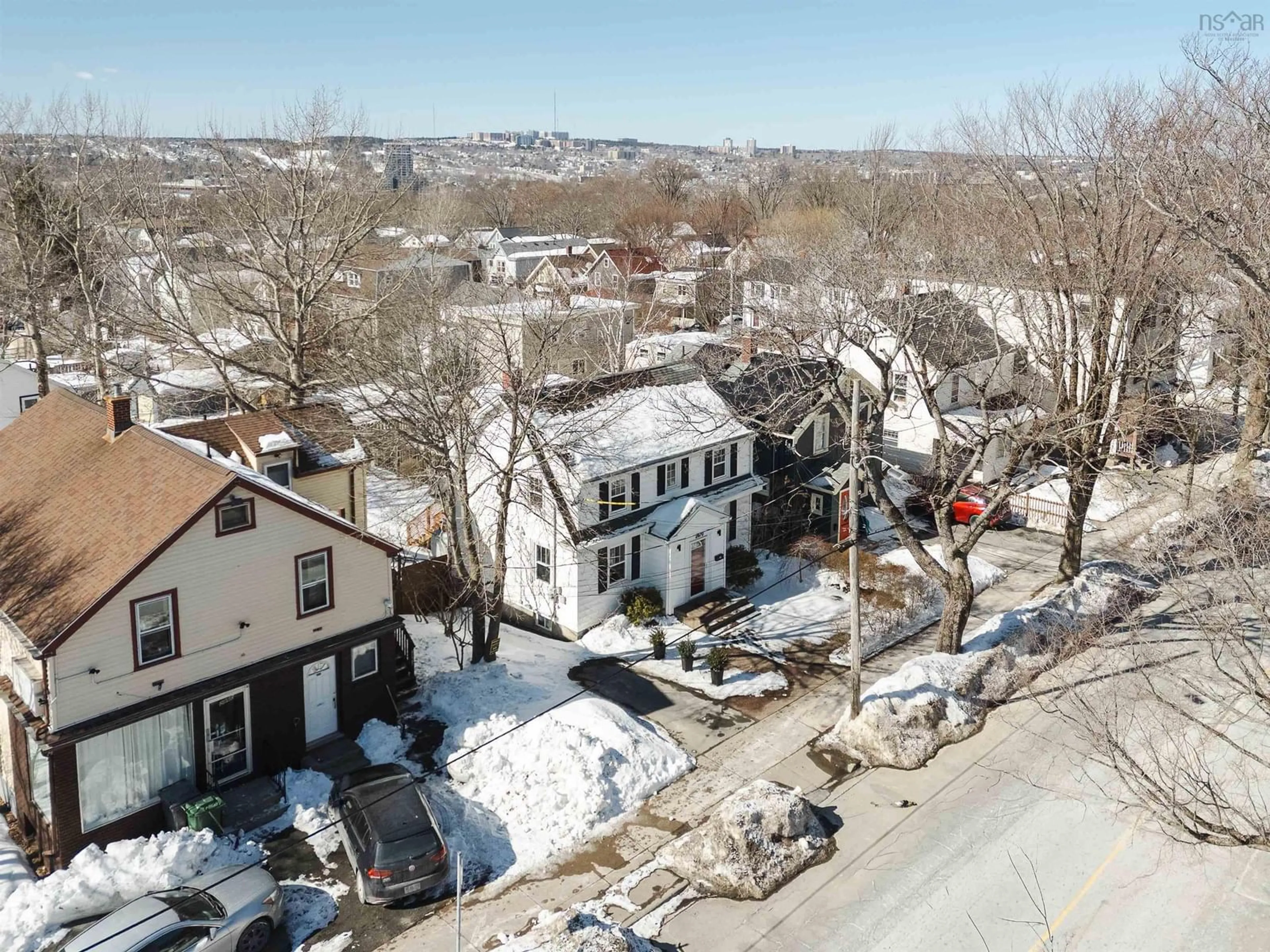 A pic from outside/outdoor area/front of a property/back of a property/a pic from drone, street for 2870 Oxford St, West End Nova Scotia B3L 2V8