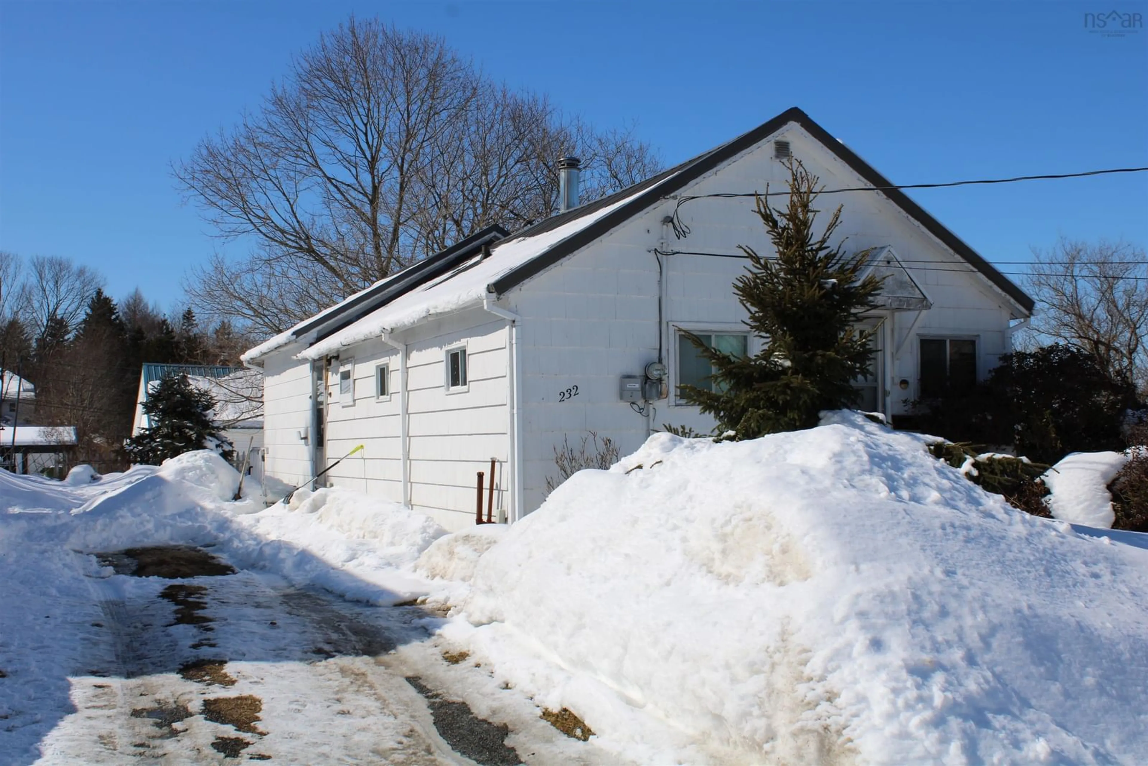 Shed for 232 King St, Truro Nova Scotia B2N 3L6