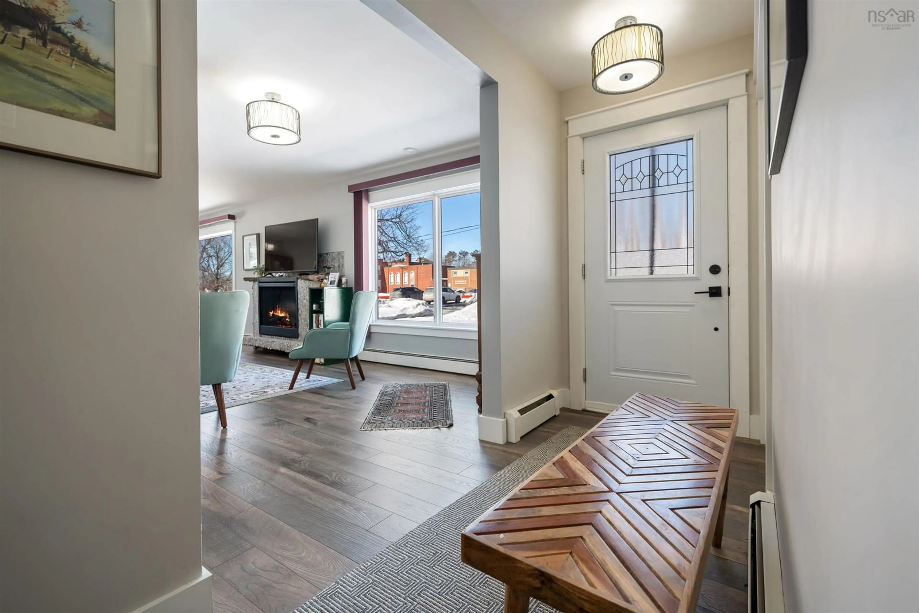 Indoor entryway for 209 Louise St, Pictou Nova Scotia B0K 1H0