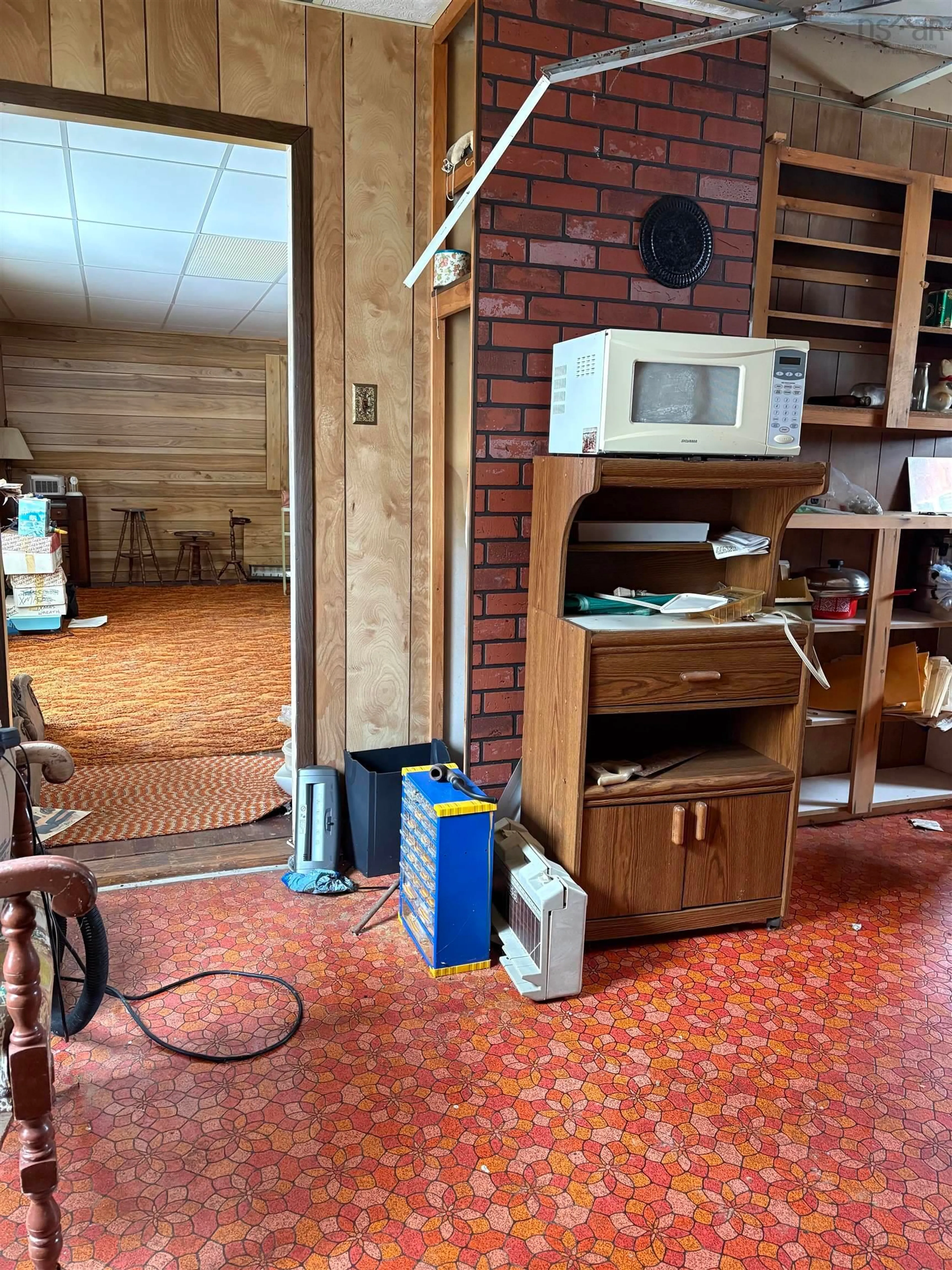 Unknown for 84 Warren St, New Glasgow Nova Scotia B2H 1P2