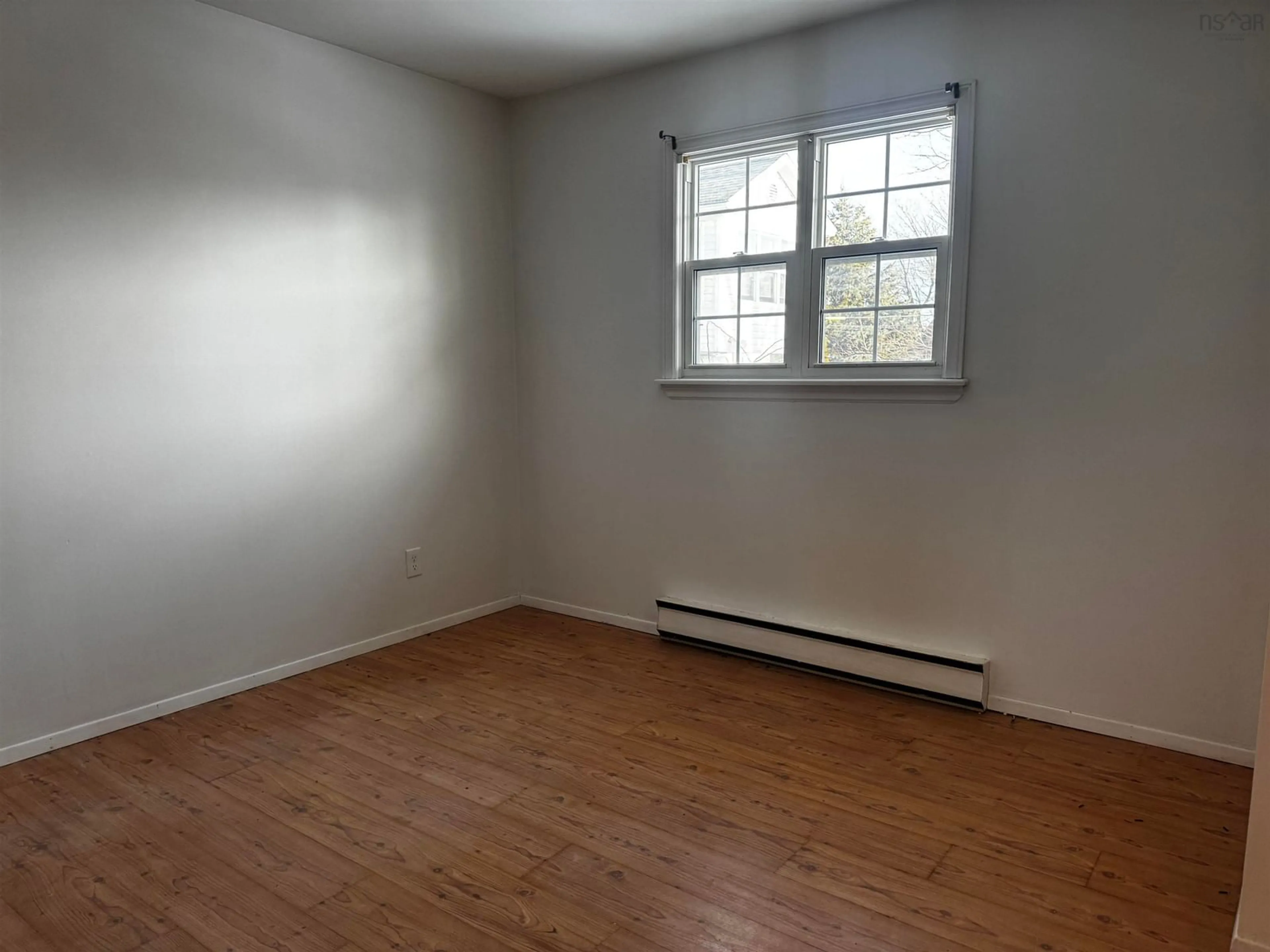 A pic of a room for 28 Reserve St, Glace Bay Nova Scotia B1A 4V8