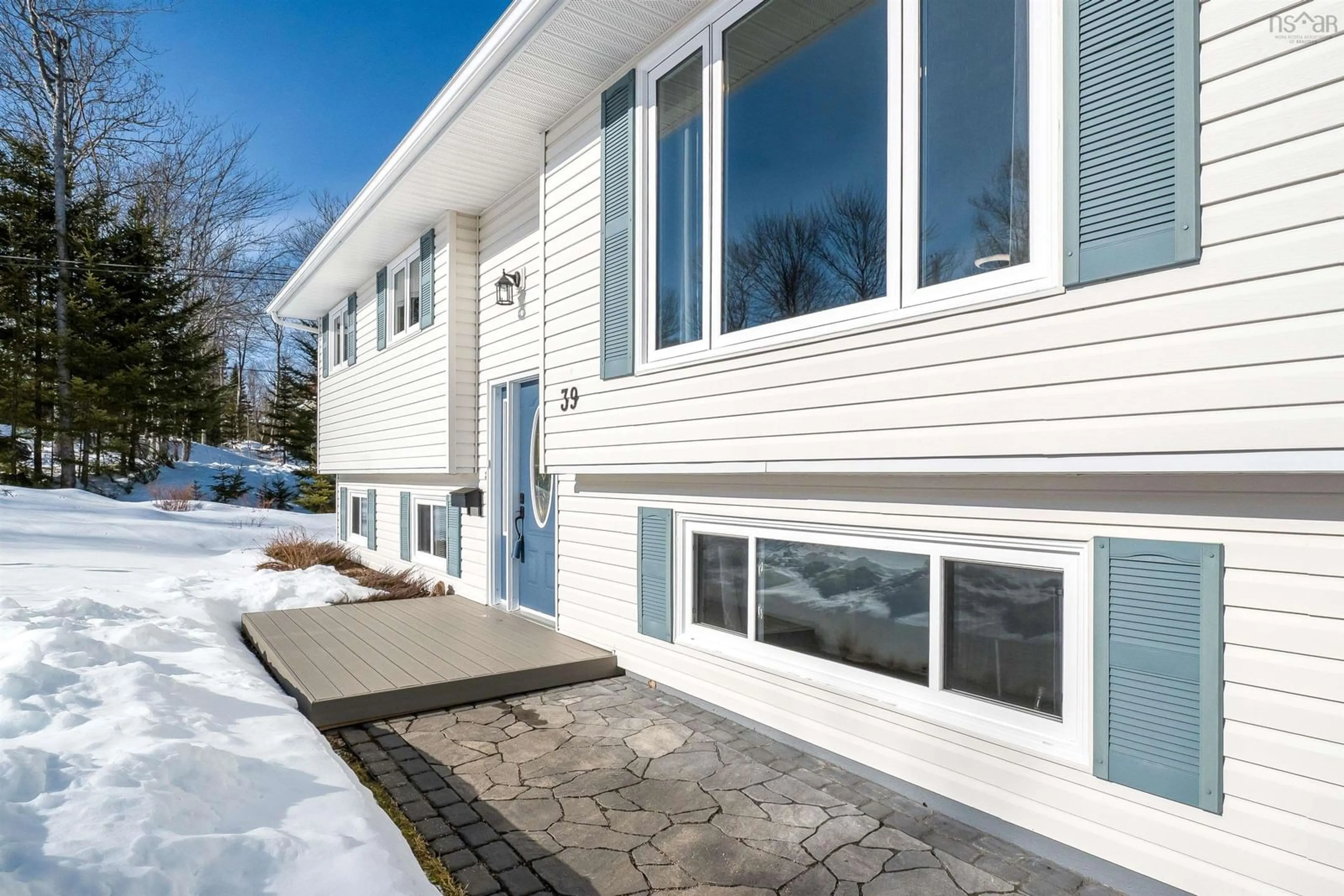 Home with vinyl exterior material, street for 39 Franklyn Drive, Beaver Bank Nova Scotia B4G 1A4