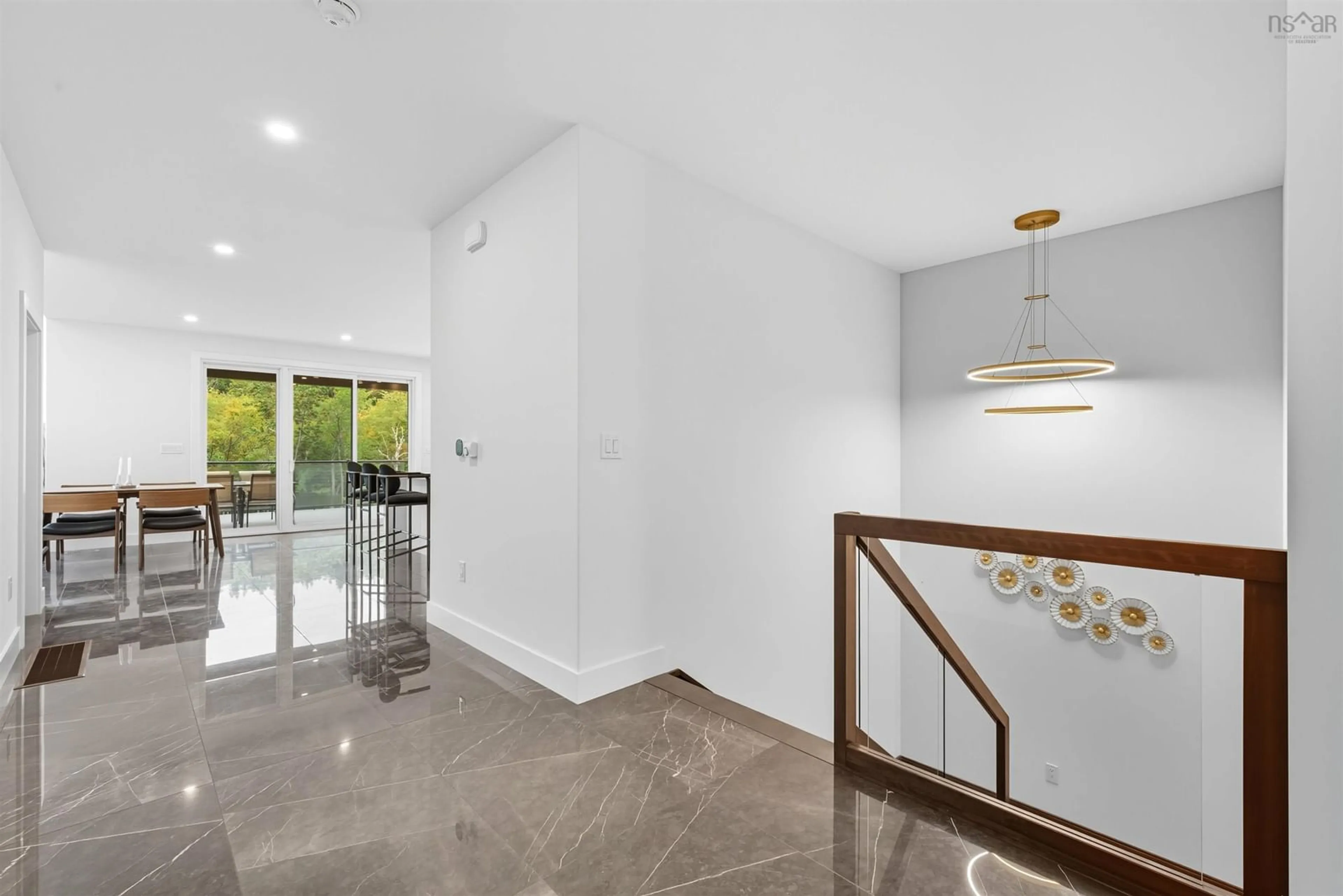 Indoor foyer for 89 Cairnstone Lane, Bedford Nova Scotia B4B 2G5