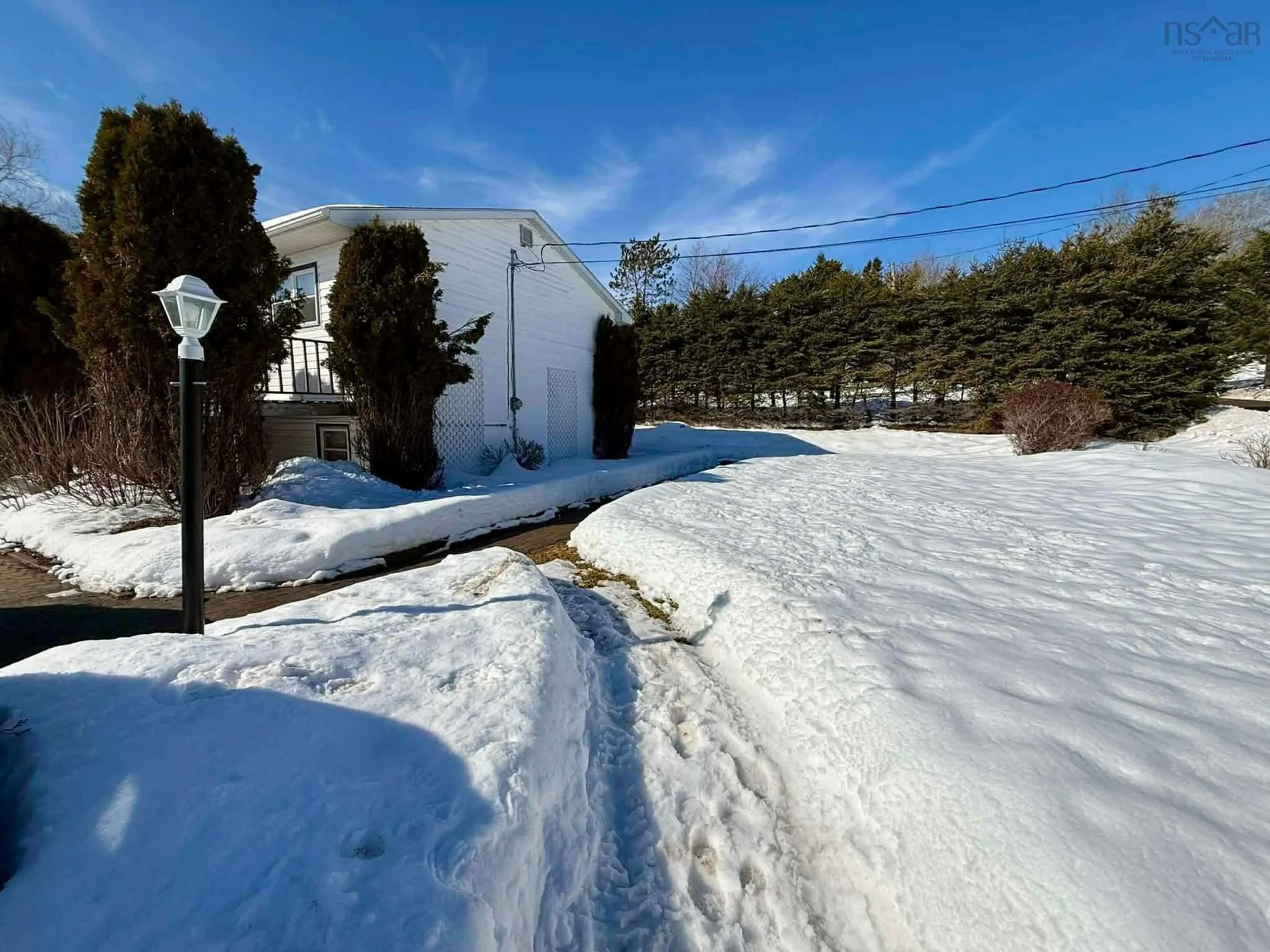 A pic from outside/outdoor area/front of a property/back of a property/a pic from drone, street for 9 Crystal Lake Dr, Brookfield Nova Scotia B0N 1C0