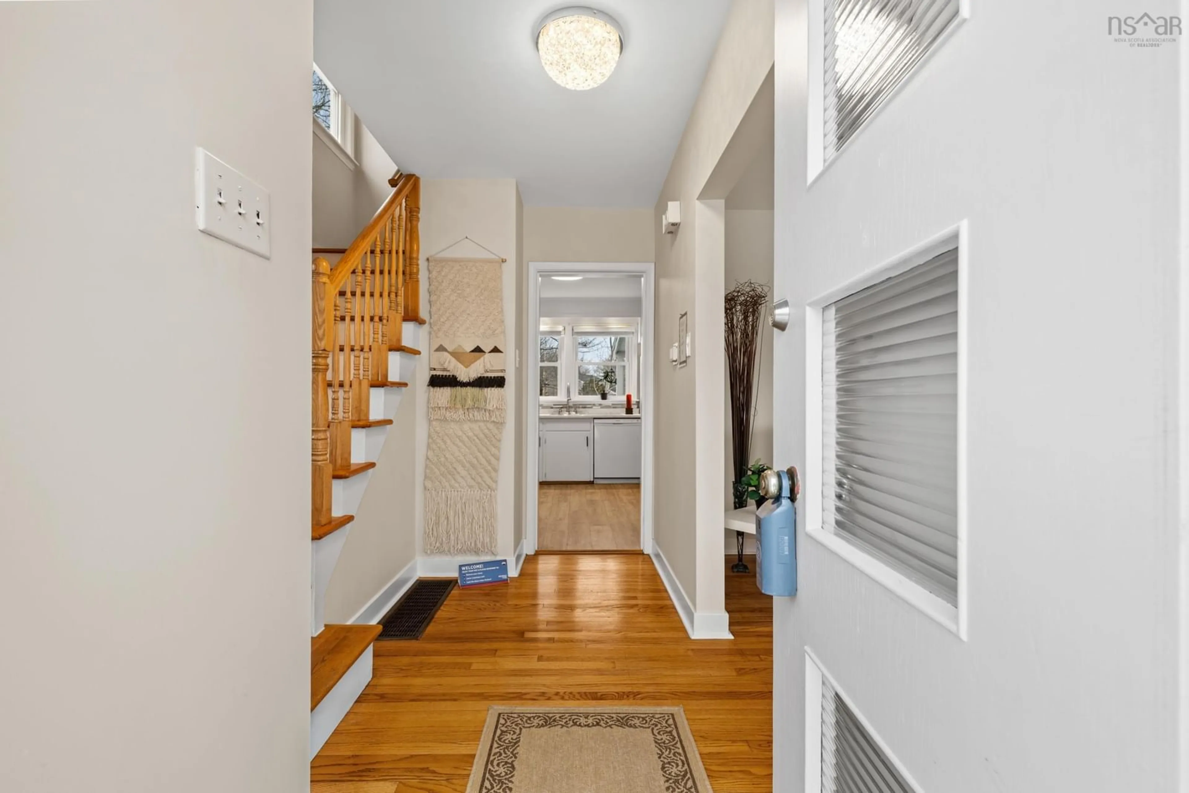 Indoor entryway for 34 Langley Ave, Dartmouth Nova Scotia B2W 2Y6
