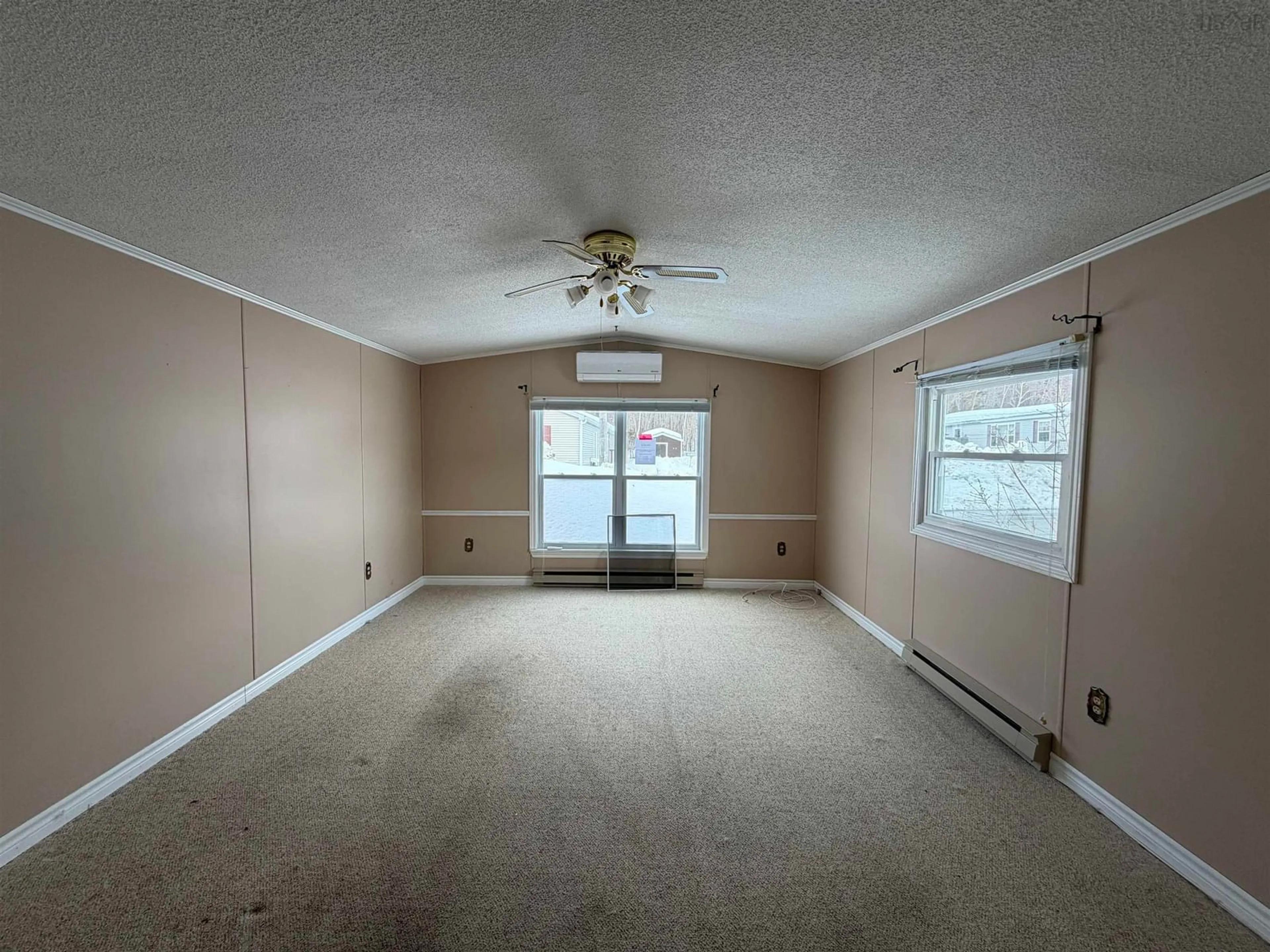 A pic of a room for 35 Third St, Howie Centre Nova Scotia B1L 1C9