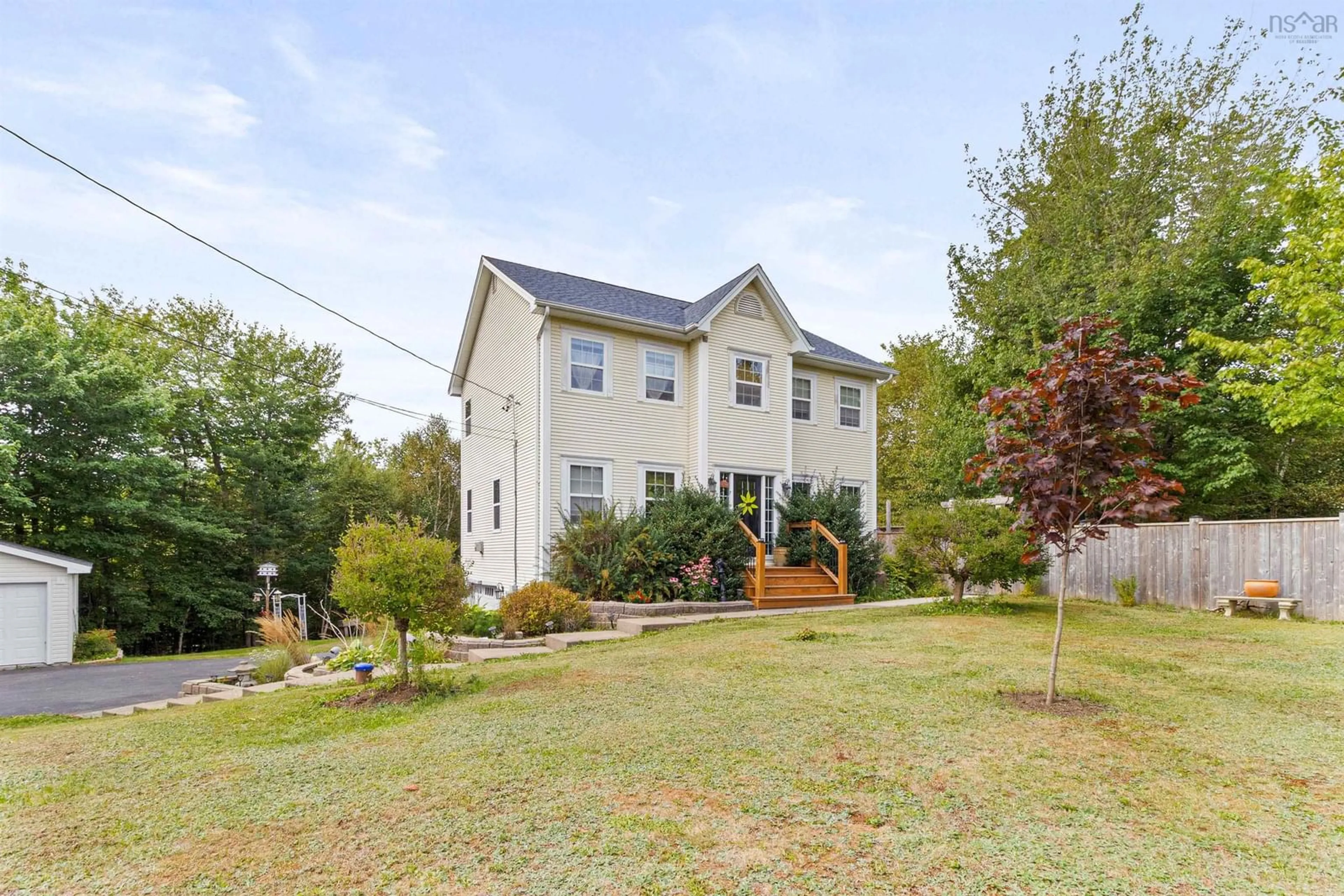 A pic from outside/outdoor area/front of a property/back of a property/a pic from drone, unknown for 122 Honeysuckle Rd, Middle Sackville Nova Scotia B4E 3J9