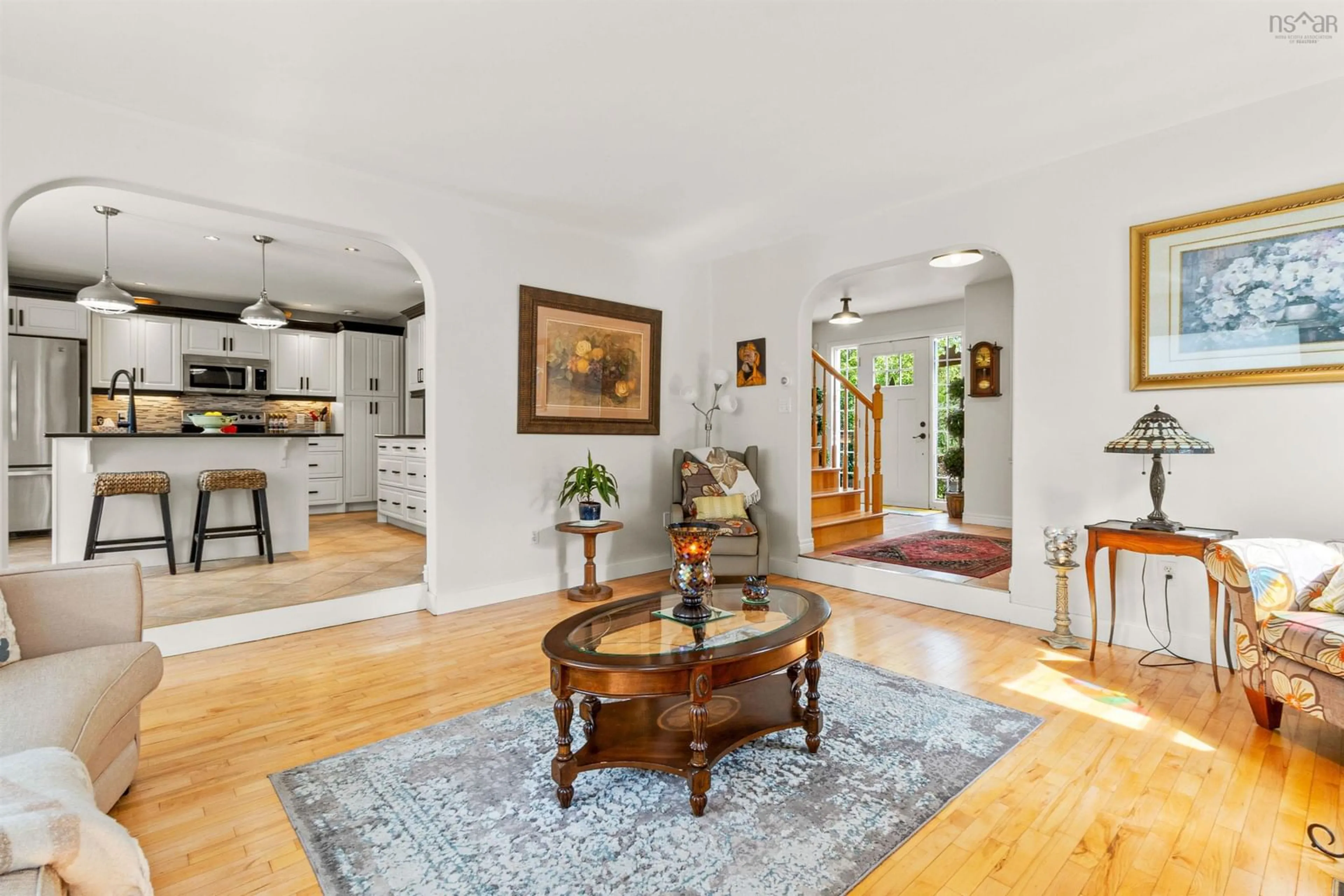 Indoor foyer for 122 Honeysuckle Rd, Middle Sackville Nova Scotia B4E 3J9