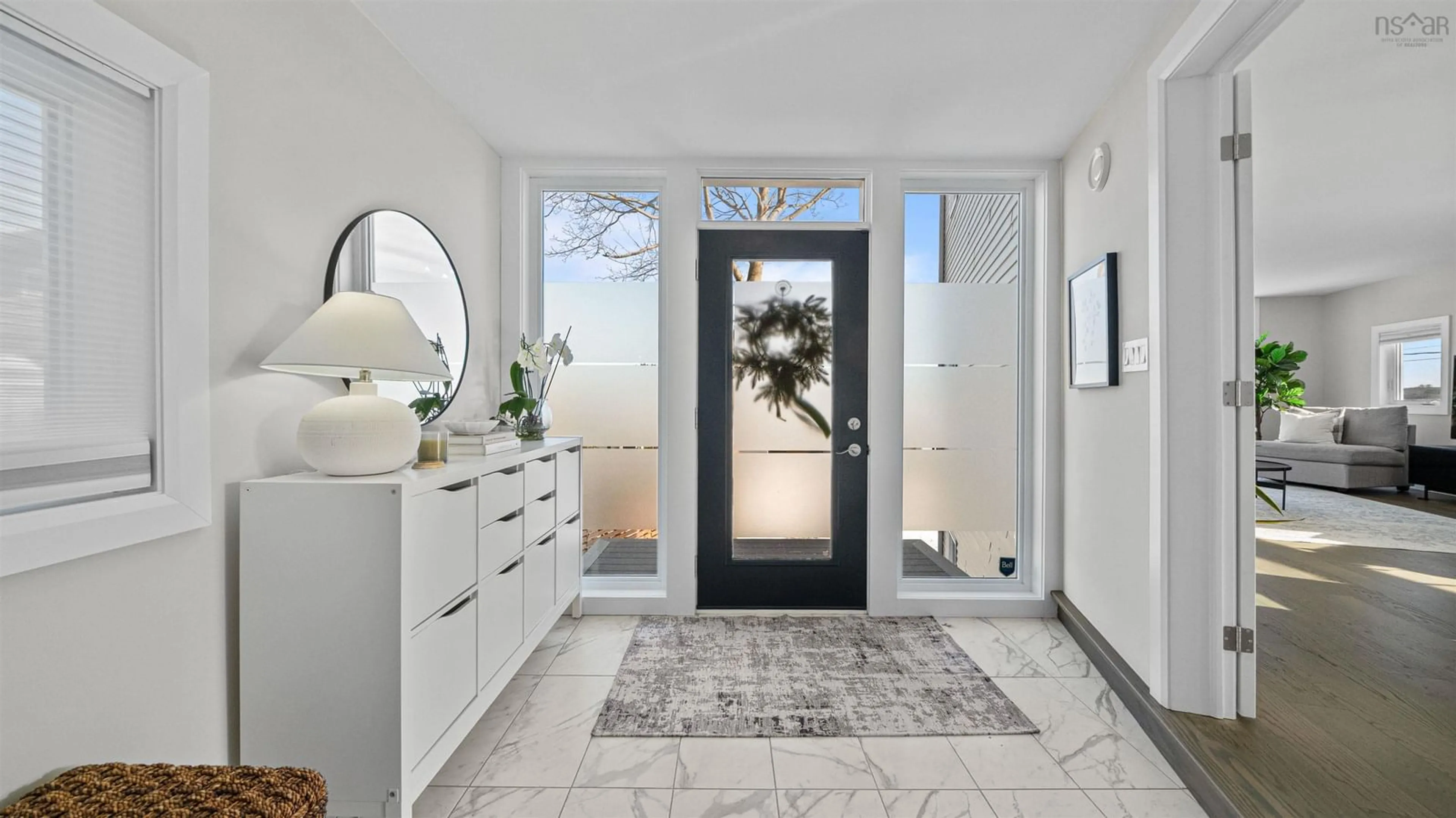 Indoor entryway for 15 Shipyard Rd, Bedford Nova Scotia B4A 2G2