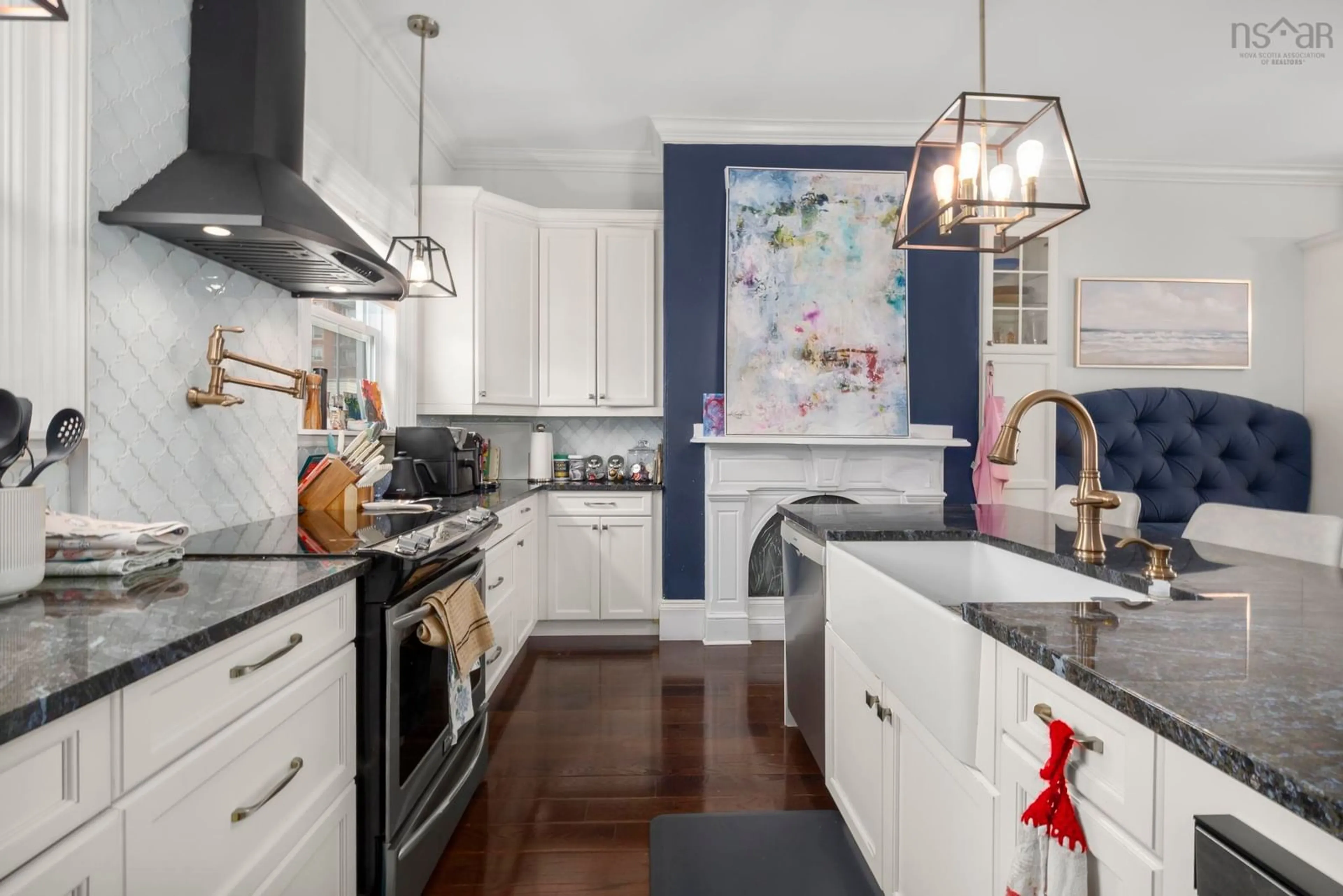 Contemporary kitchen, ceramic/tile floor for 6028/6030 Cunard St, Halifax Nova Scotia B3K 1E5