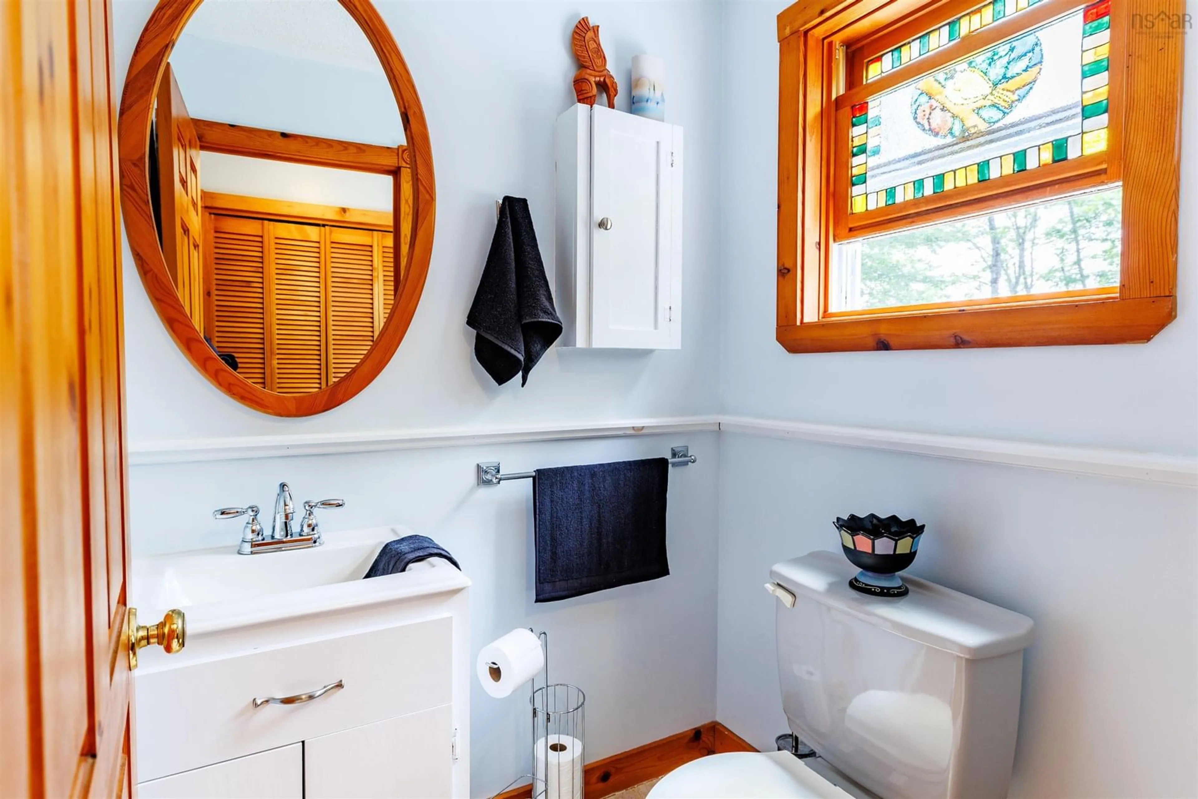 Standard bathroom, ceramic/tile floor for 154 North Kemptville Rd, Kemptville Nova Scotia B5A 5P2