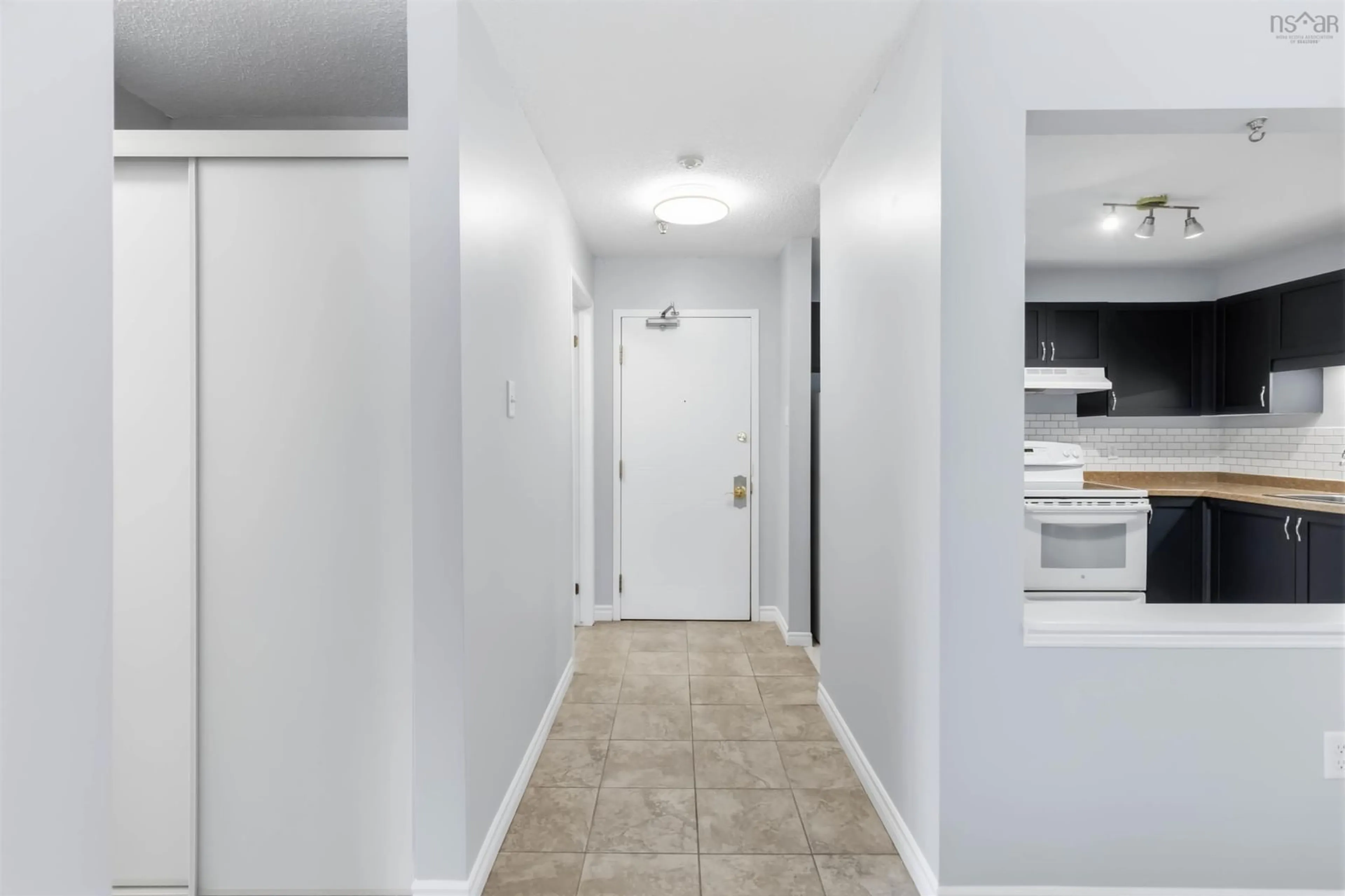 Indoor entryway for 12 Spinnaker Dr #401, Armdale Nova Scotia B3N 3A8