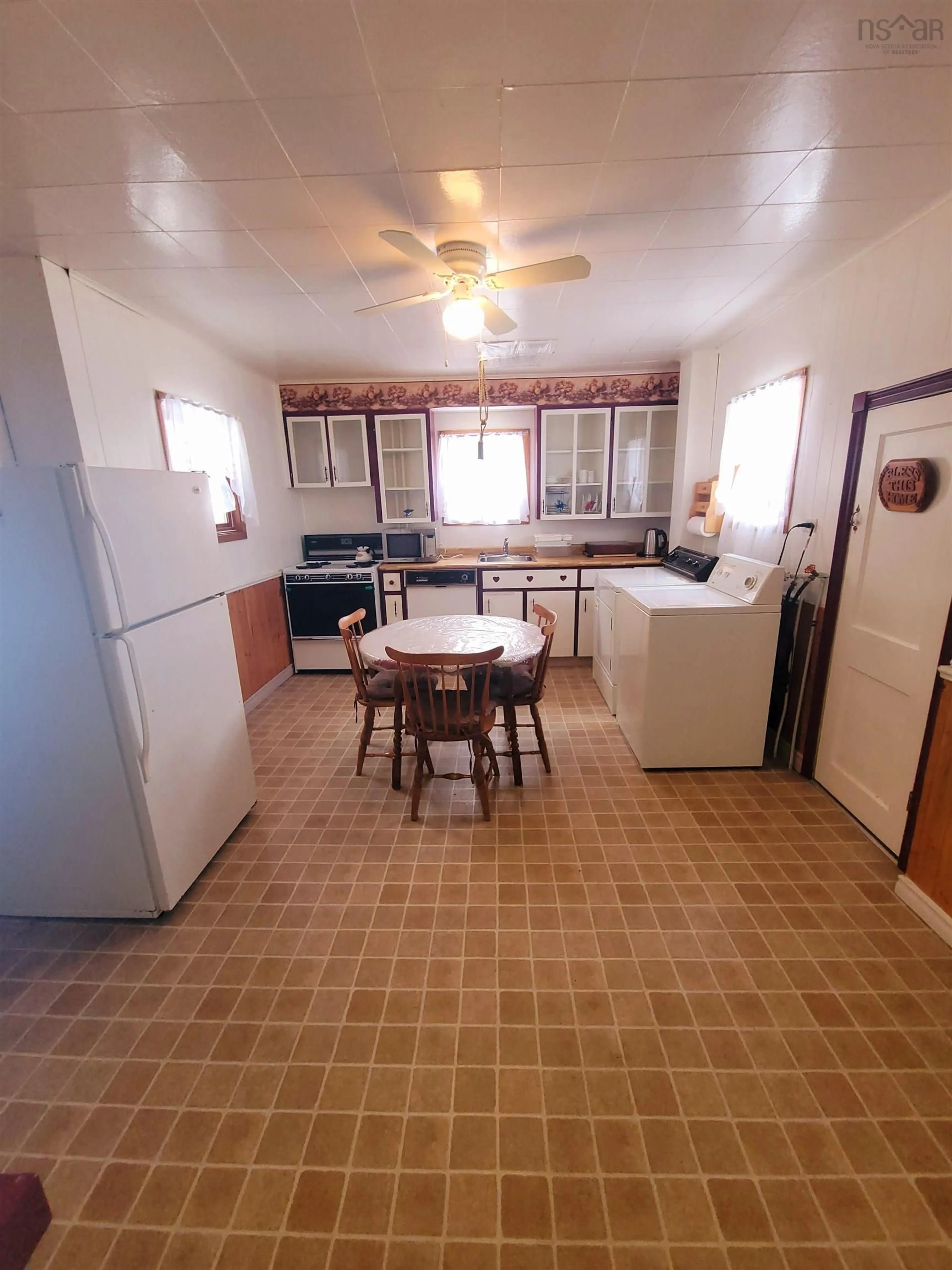 Standard kitchen, unknown for 25 Shepard Lane, Glace Bay Nova Scotia B1A 1Z9