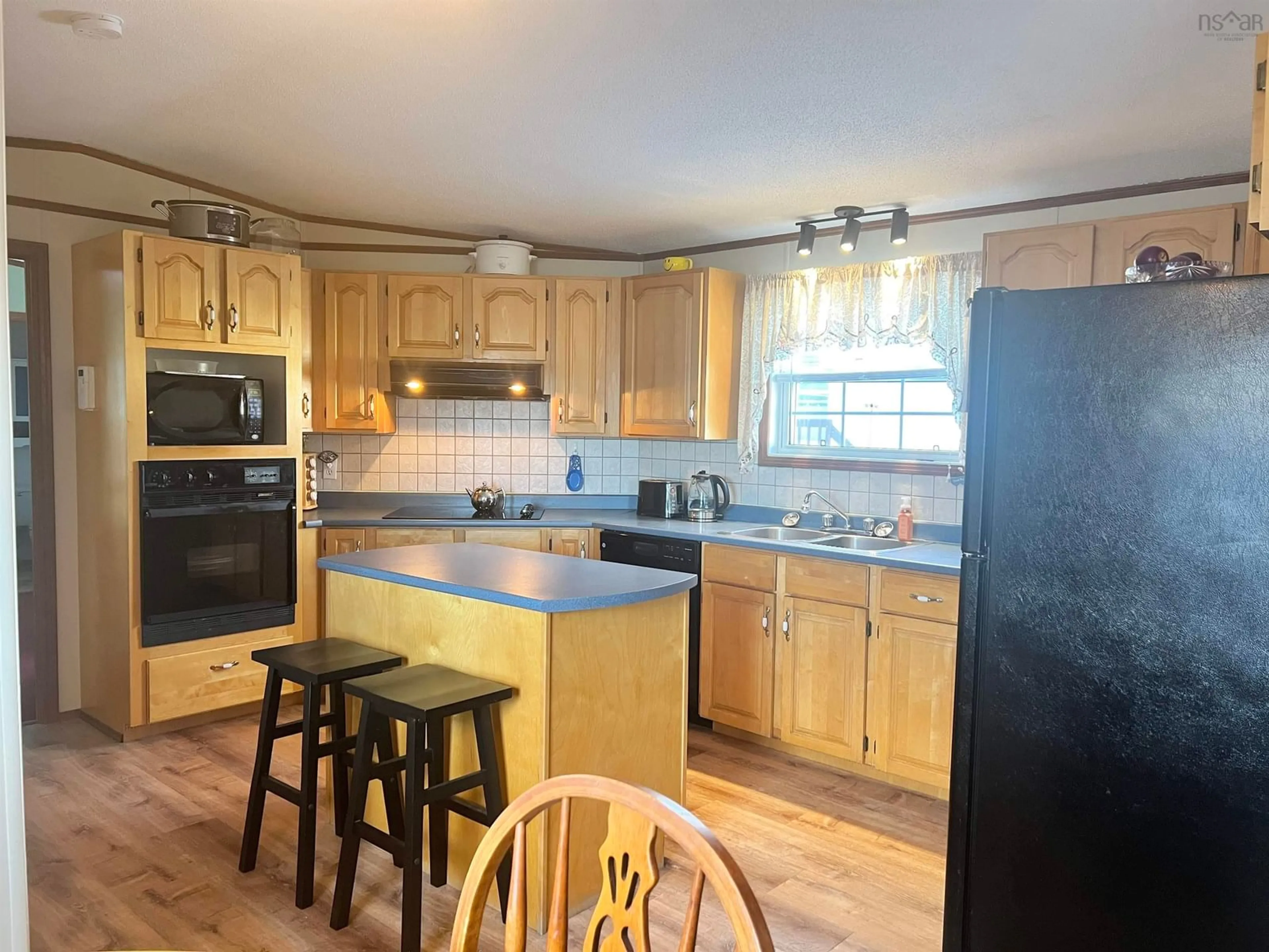 Standard kitchen, unknown for 214 Parklane Dr, Lower Sackville Nova Scotia B4C 2X1