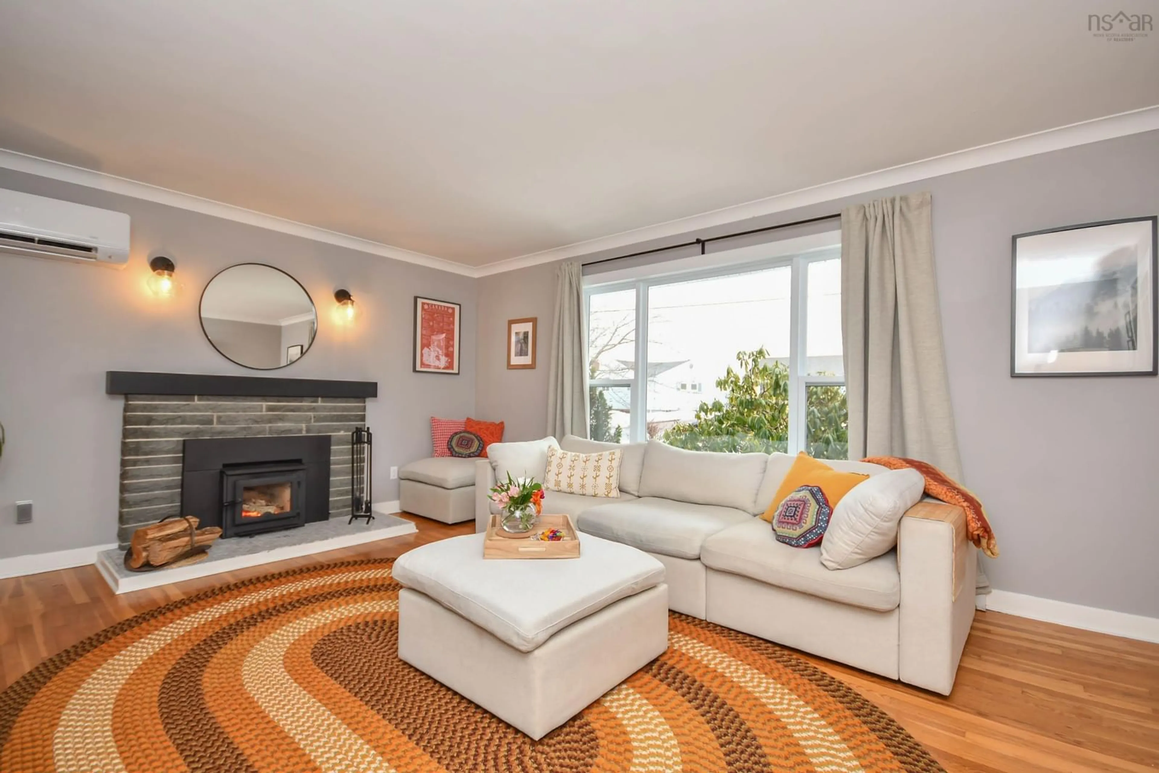 Living room with furniture, unknown for 18 Macrae Ave, Dartmouth Nova Scotia B2Y 1Z2