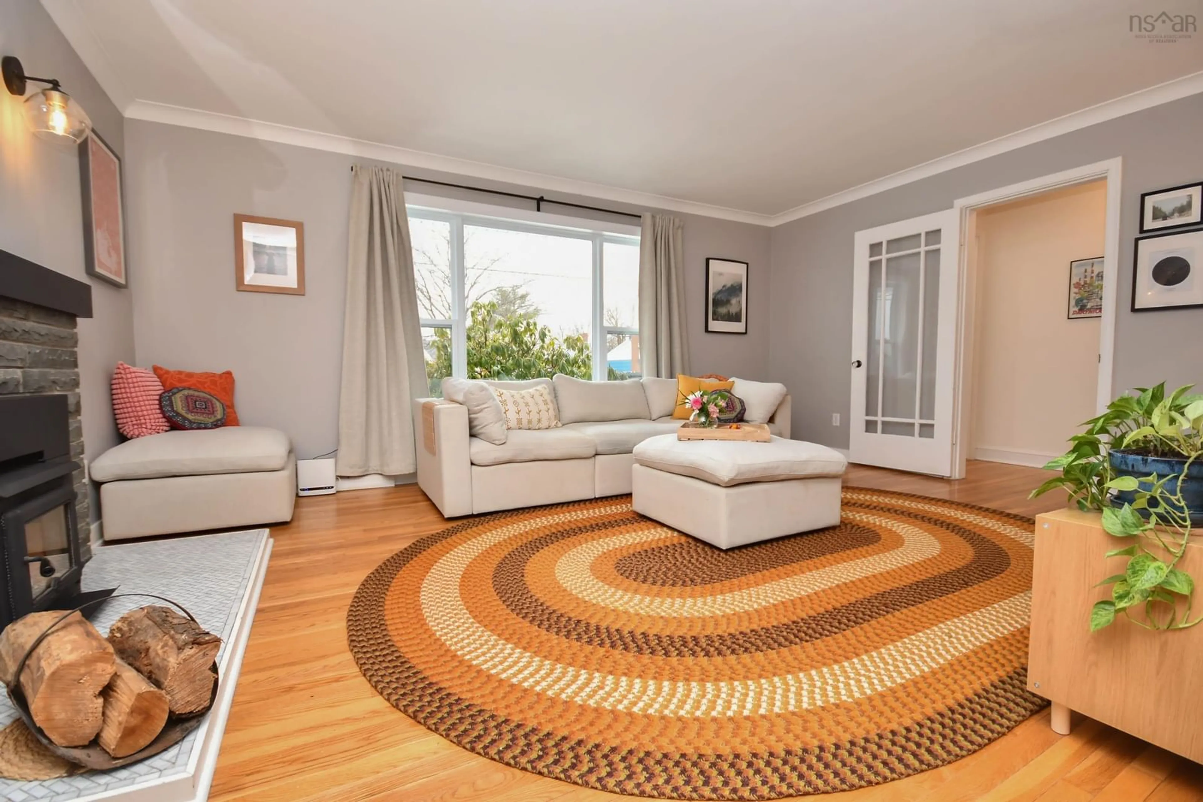 Living room with furniture, carpet floor for 18 Macrae Ave, Dartmouth Nova Scotia B2Y 1Z2