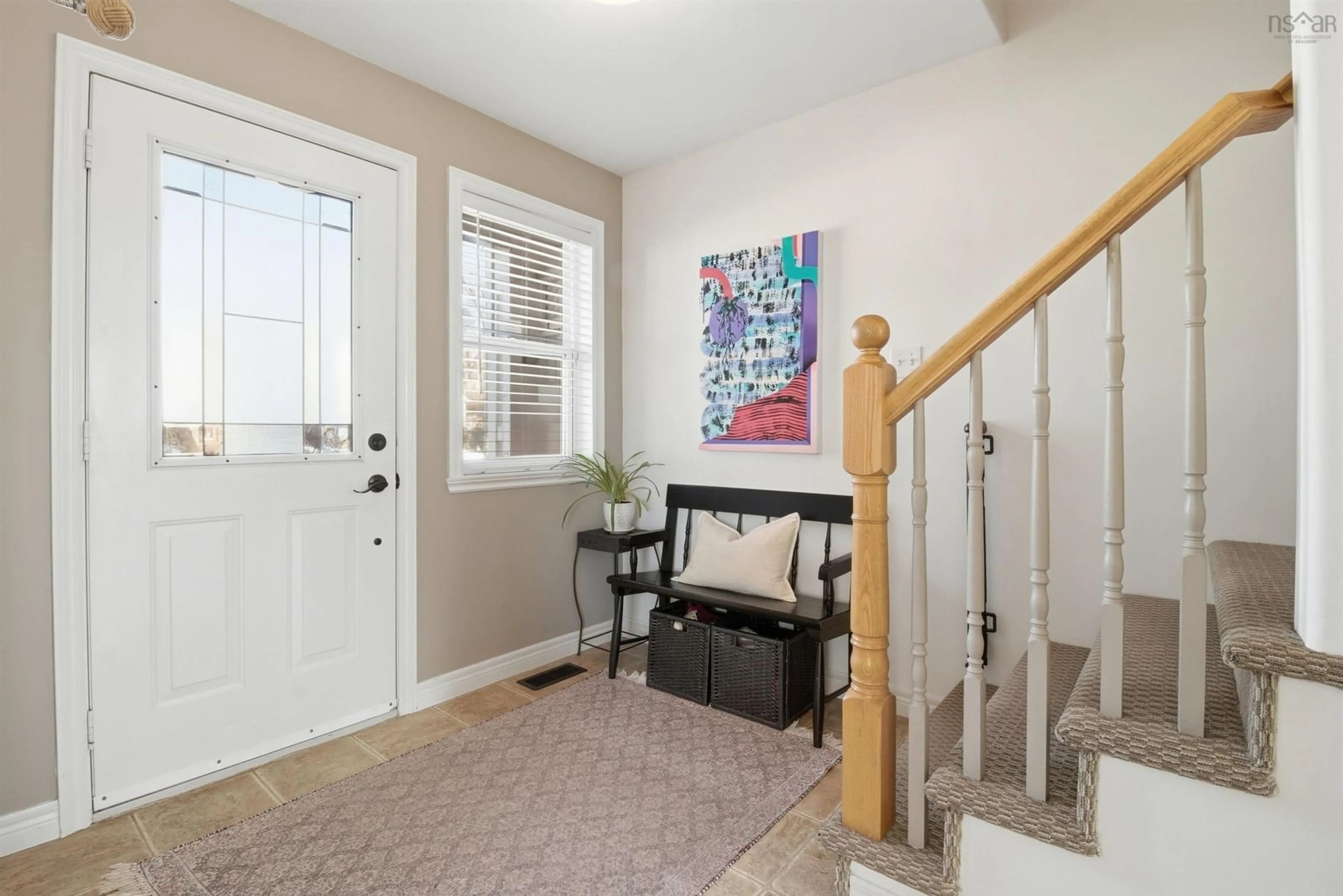Indoor entryway for 3790 Memorial Dr, Halifax Peninsula Nova Scotia B3K 6R6